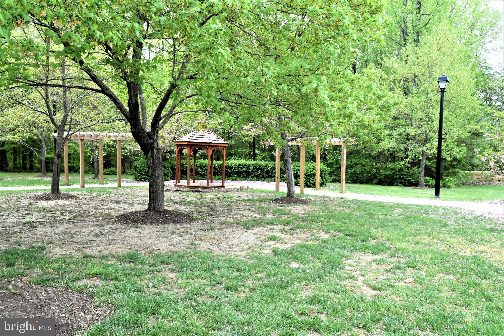 COVINGTON - Residential