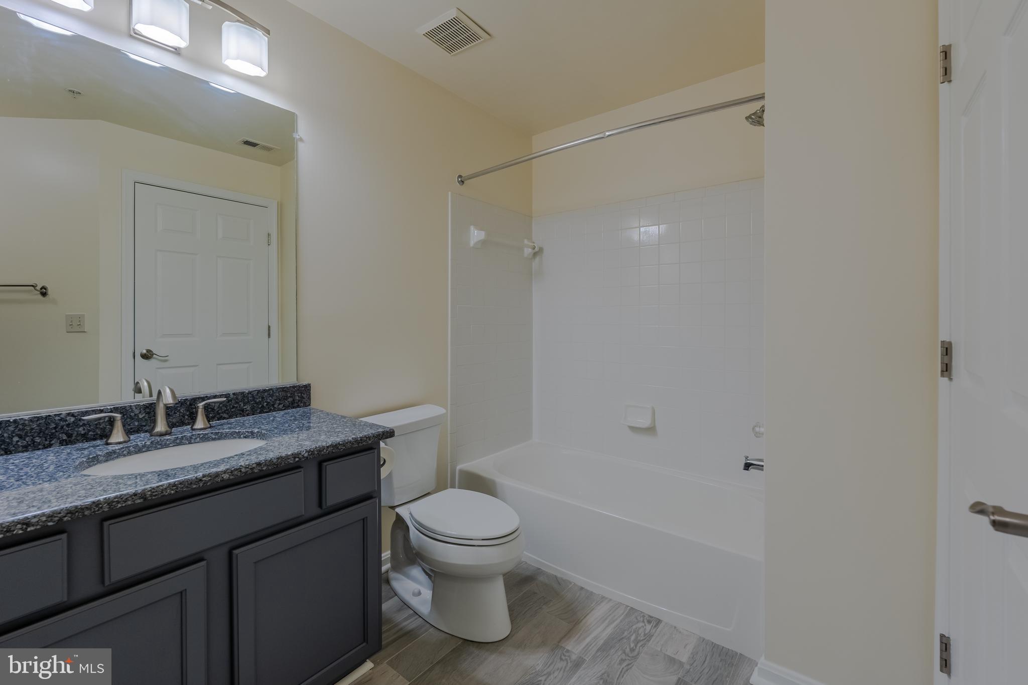 GATEWAY COMMERCE CENTER - Residential