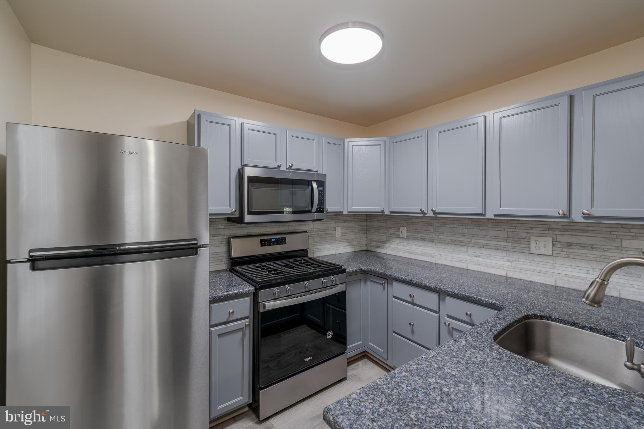 GATEWAY COMMERCE CENTER - Residential