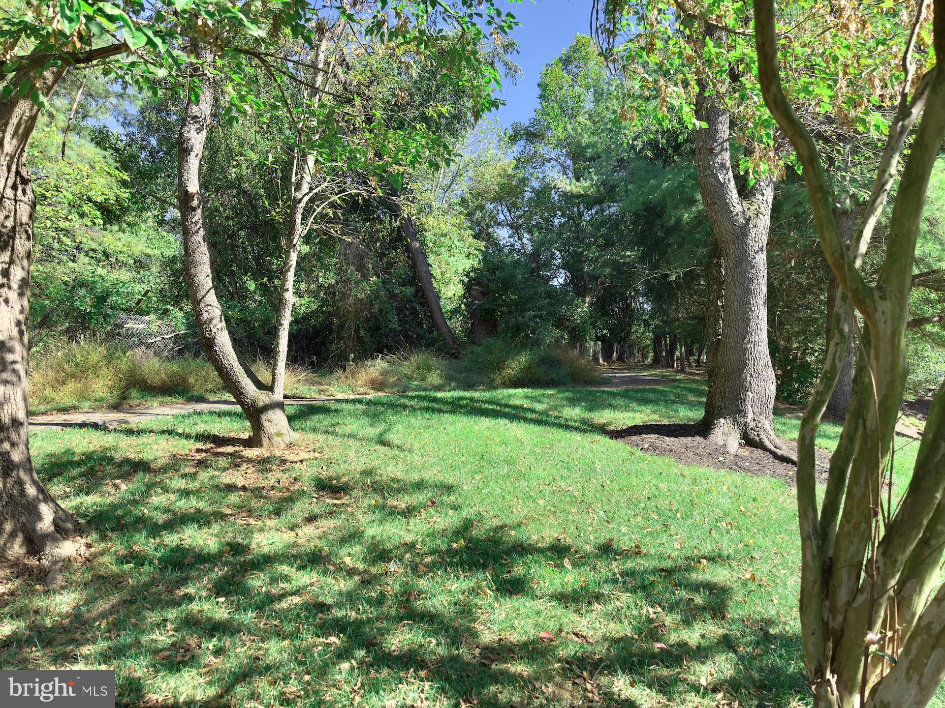 VILLAGE OF RIVER HILL - Residential