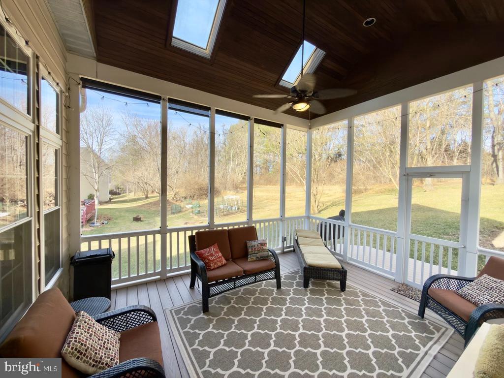 VILLAGE OF RIVER HILL - Residential