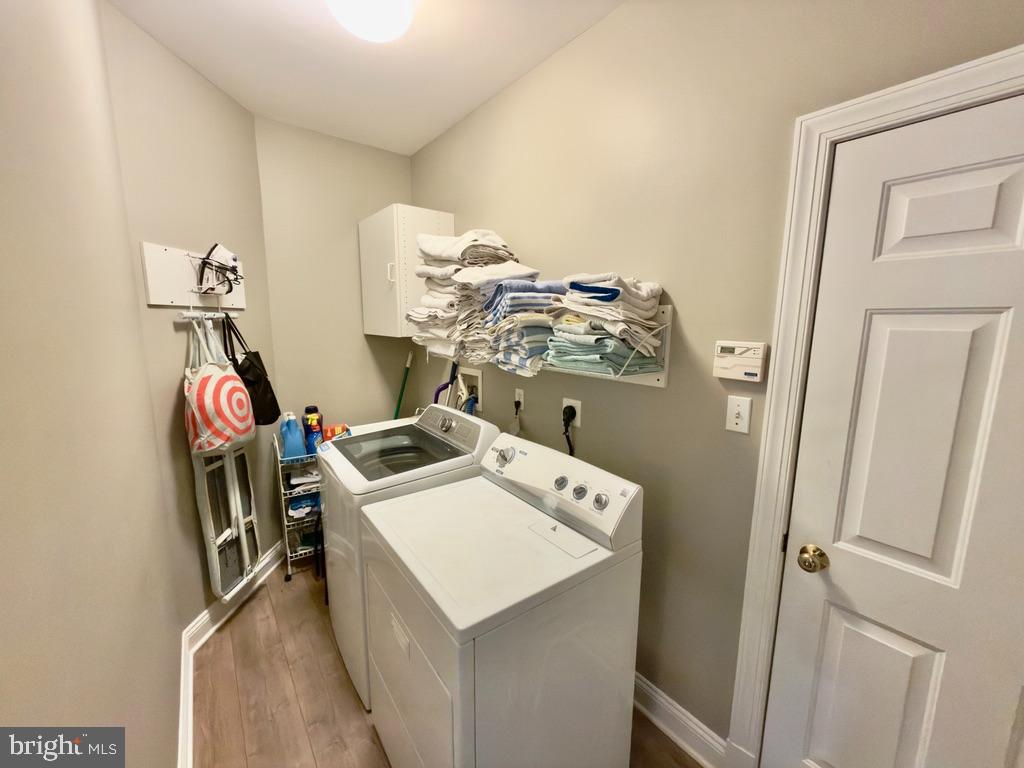 VILLAGE OF RIVER HILL - Residential