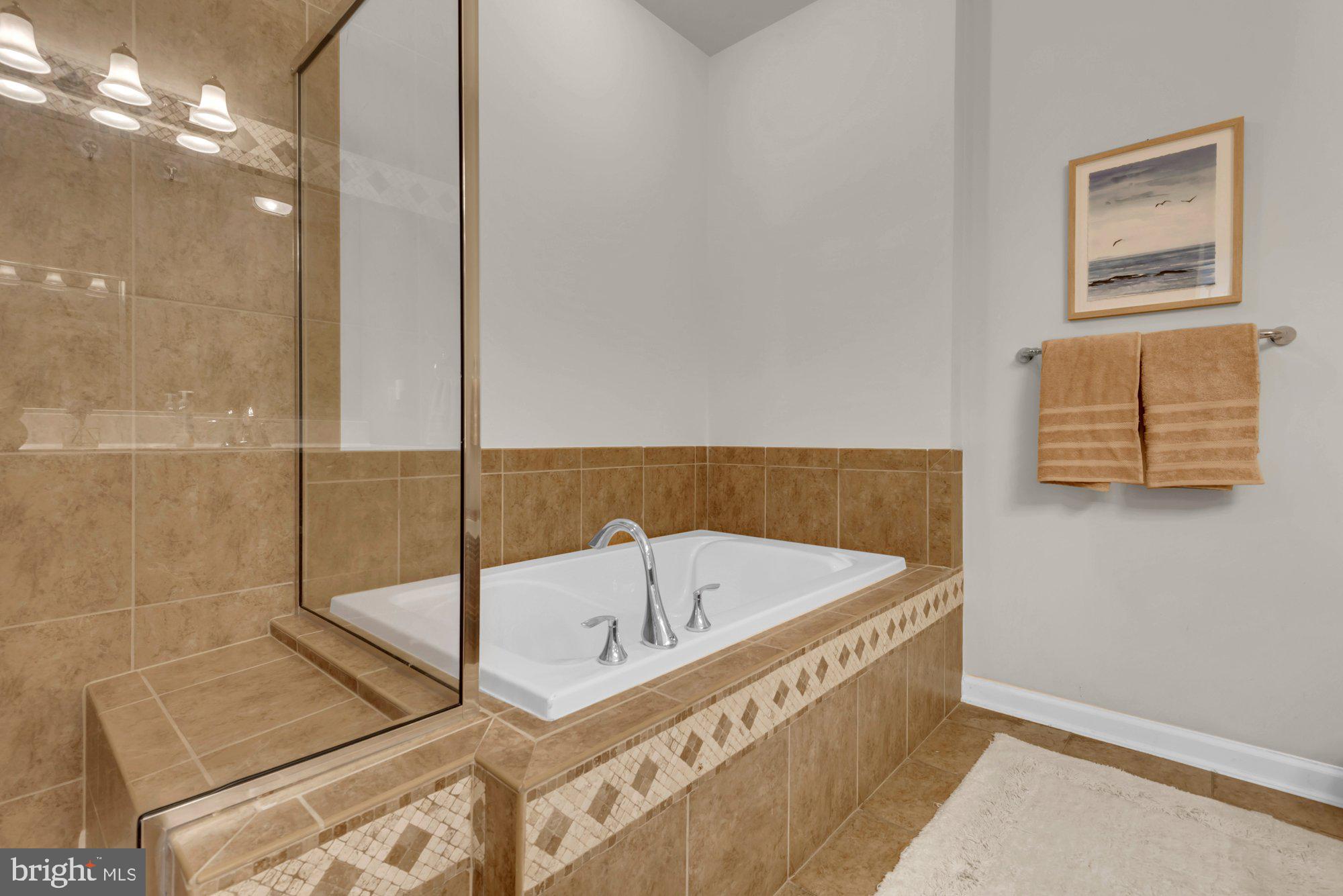 CARROLLS CREEK - Residential