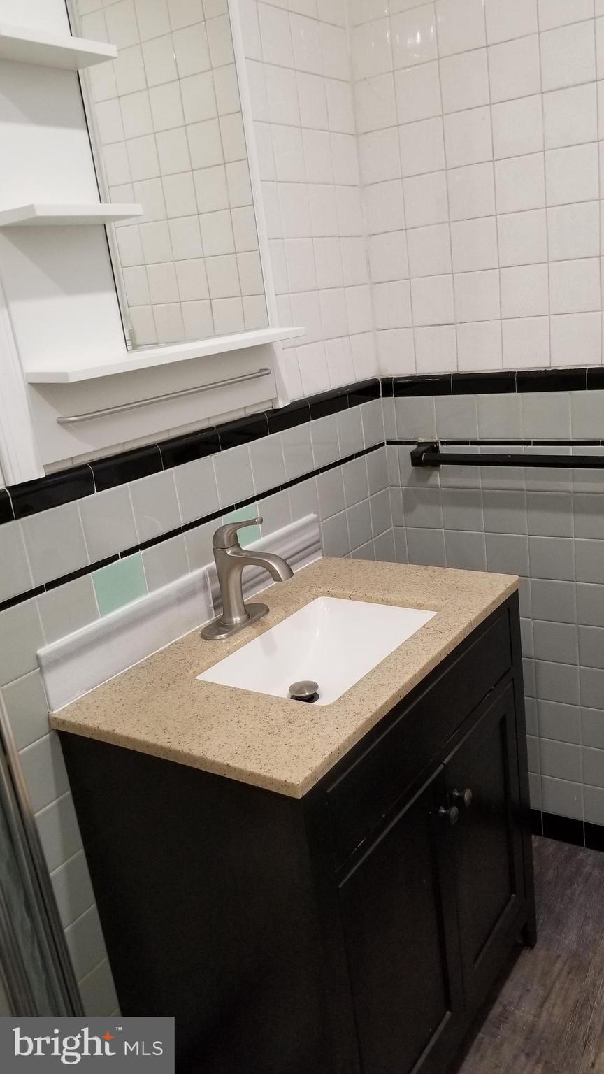 WASHINGTON SQ WEST - Residential Lease