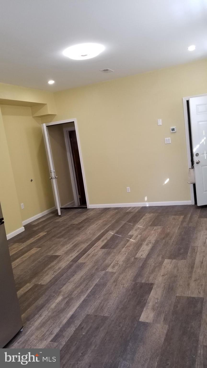 WASHINGTON SQ WEST - Residential Lease