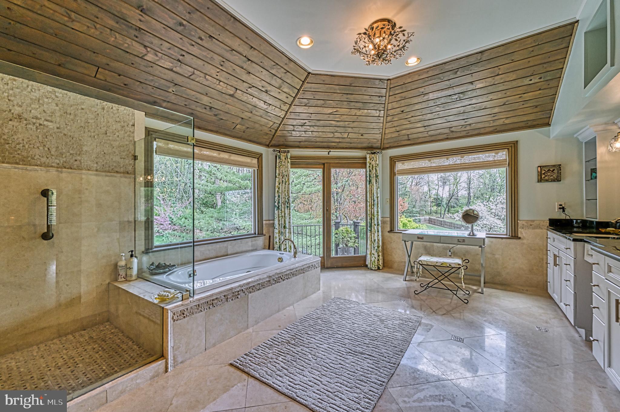 HUNTERS PLACE - Residential