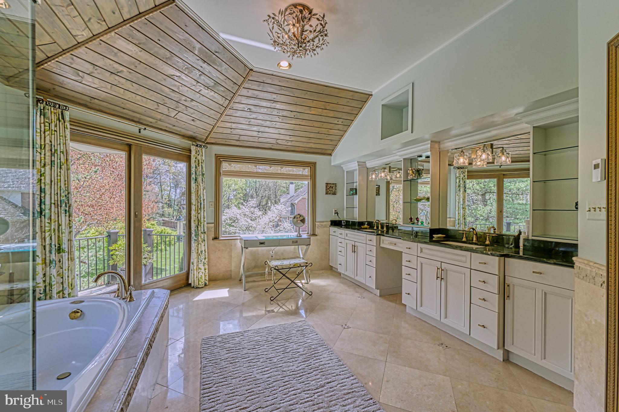 HUNTERS PLACE - Residential