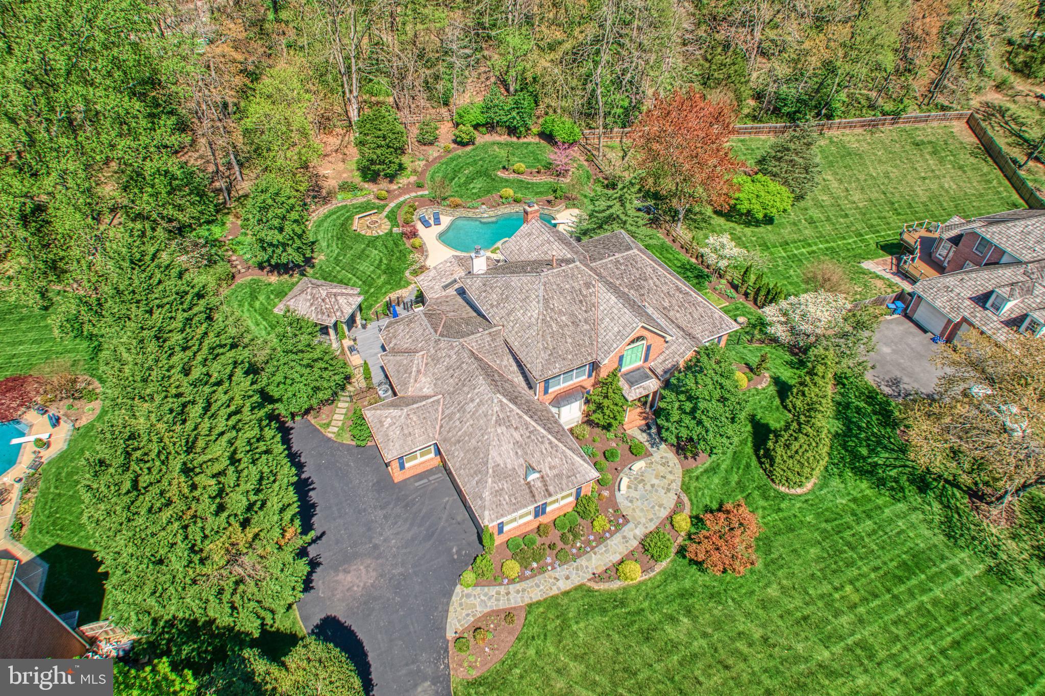 HUNTERS PLACE - Residential