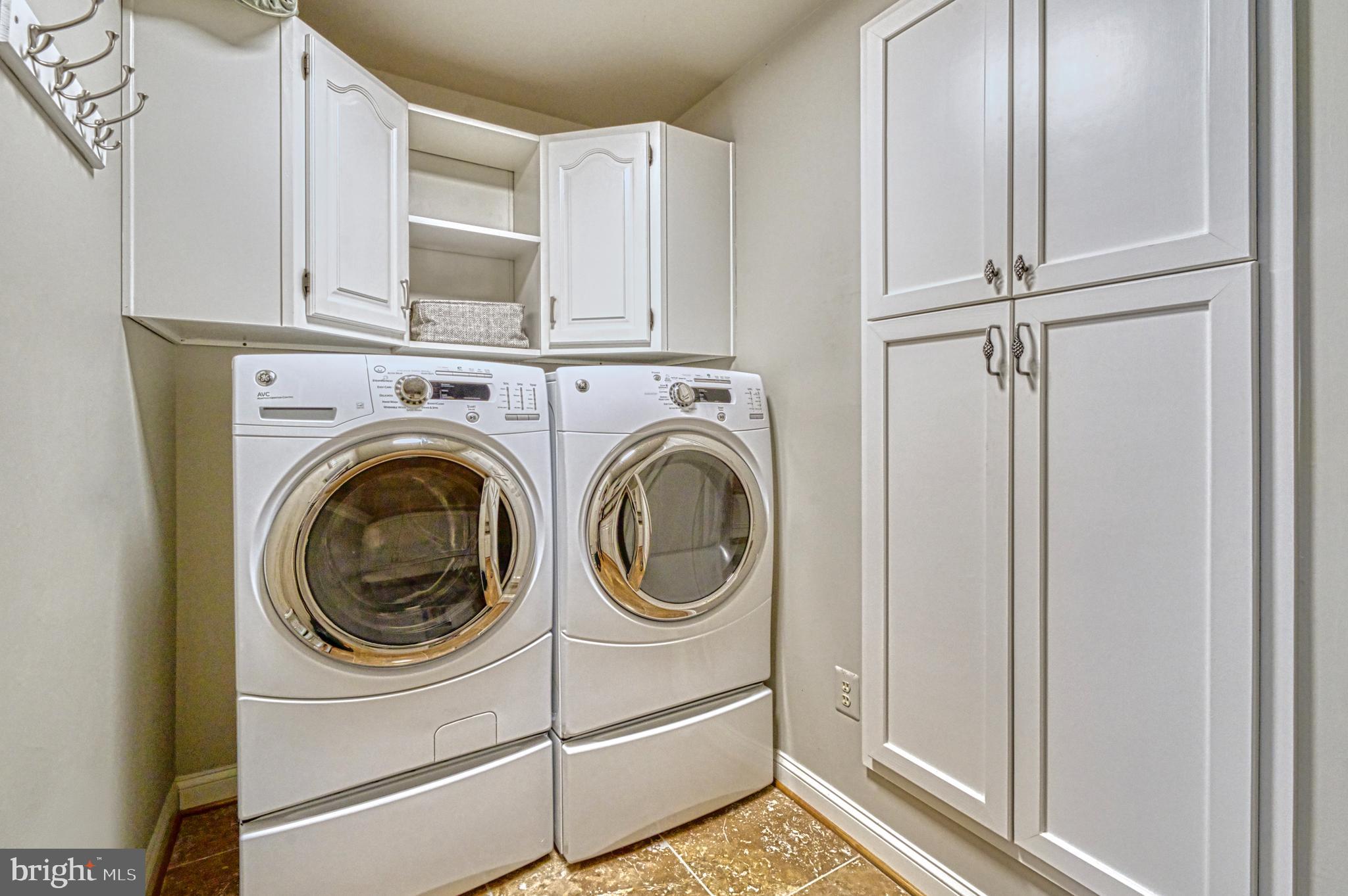 HUNTERS PLACE - Residential