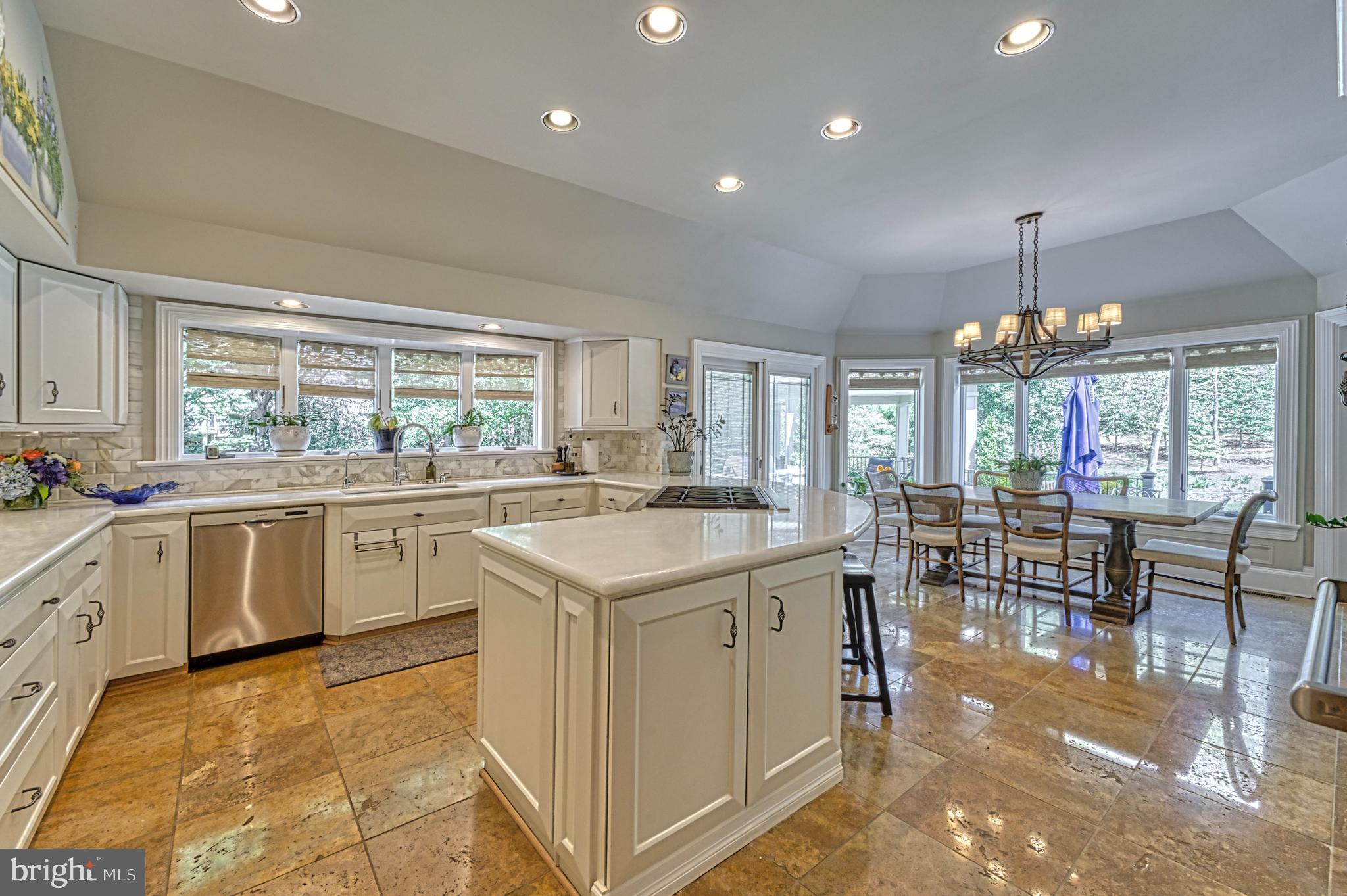 HUNTERS PLACE - Residential