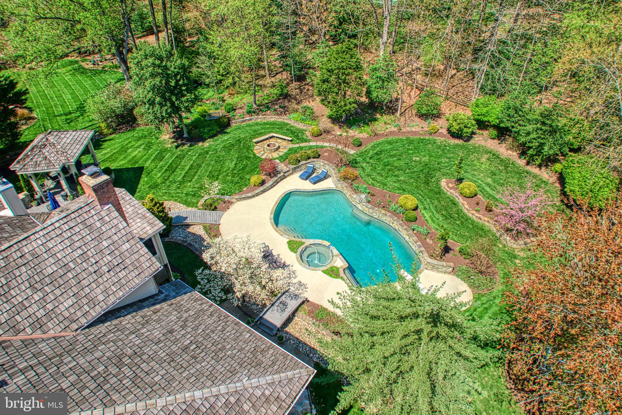 HUNTERS PLACE - Residential