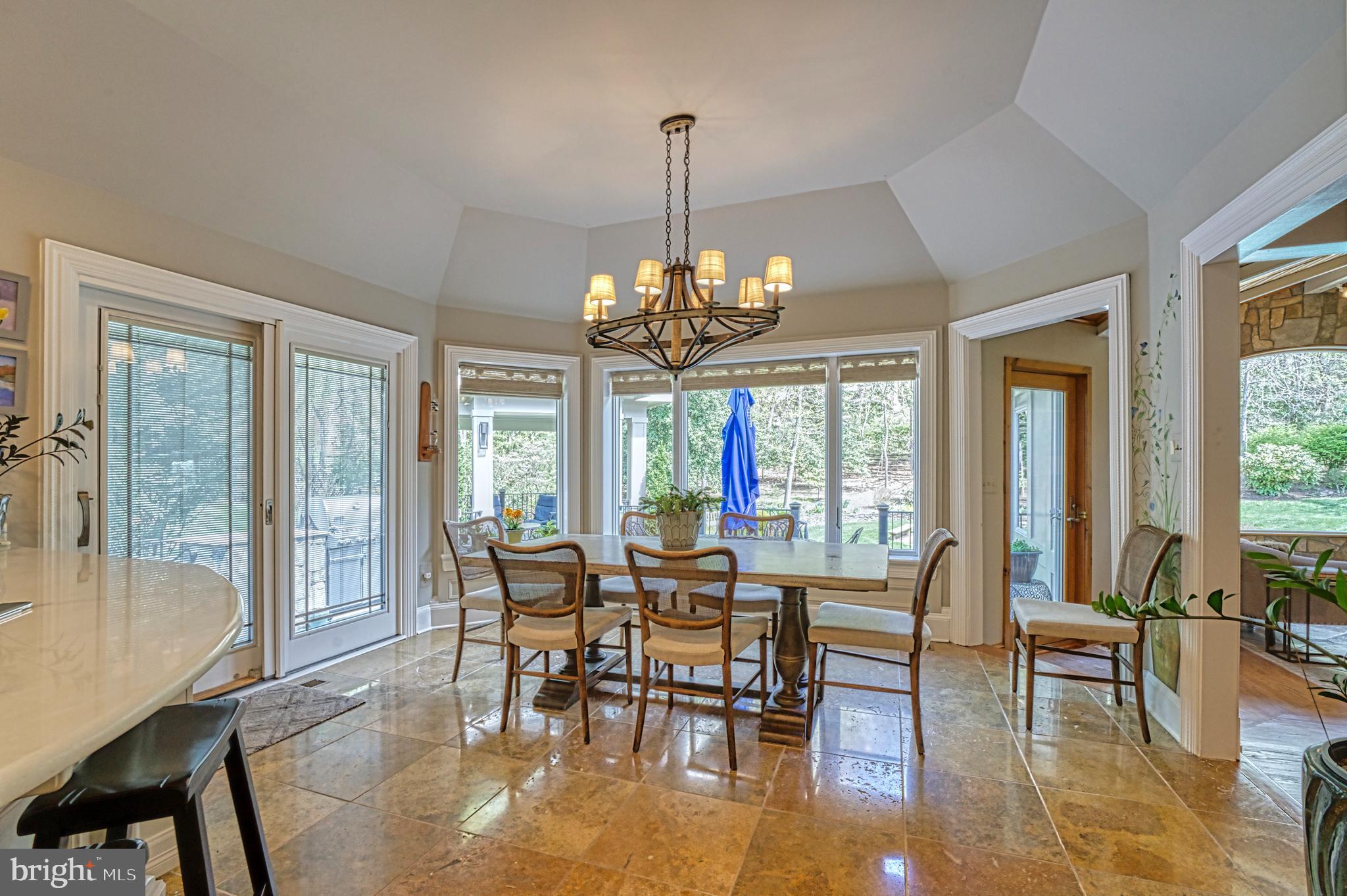 HUNTERS PLACE - Residential