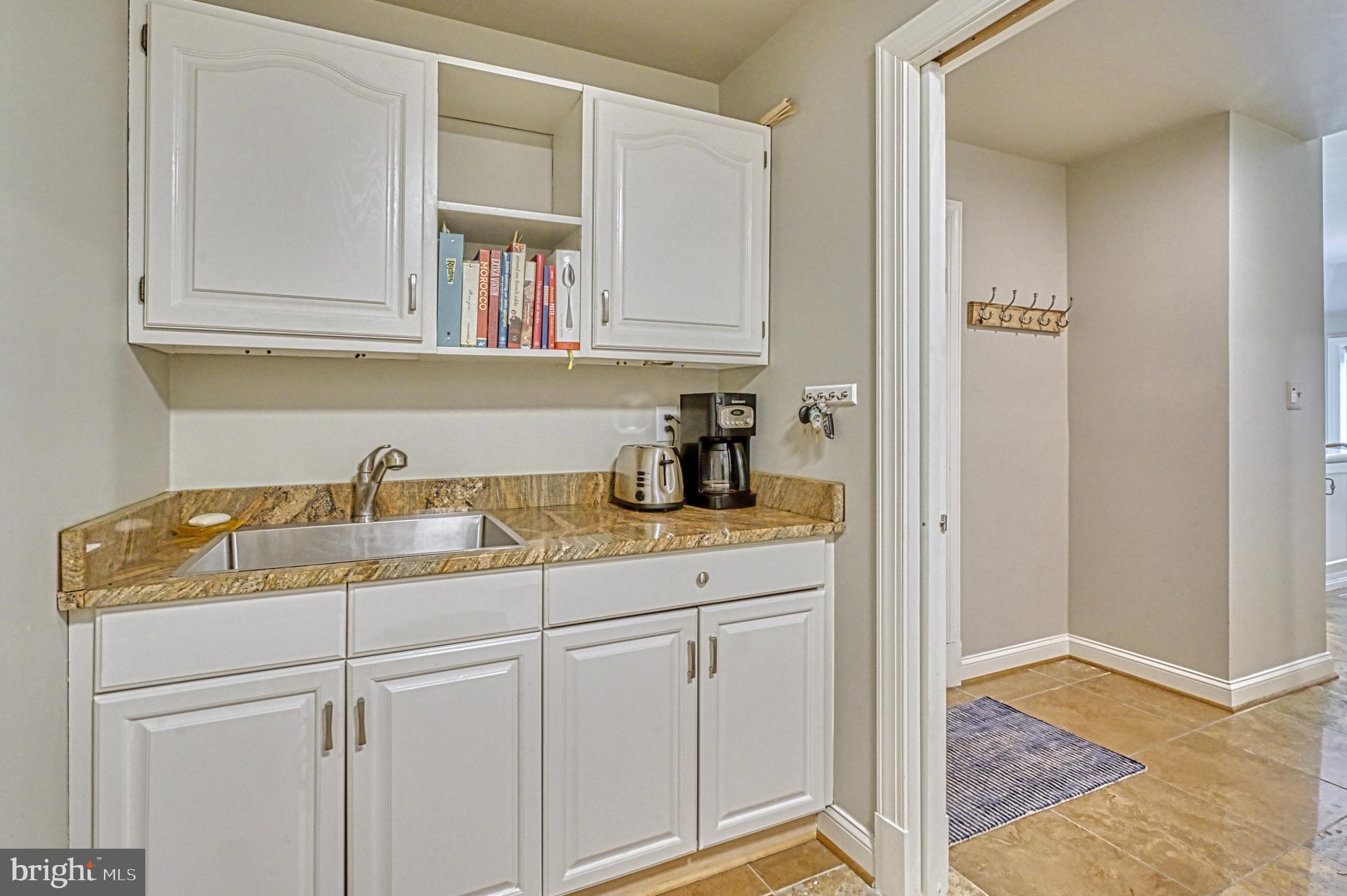 HUNTERS PLACE - Residential