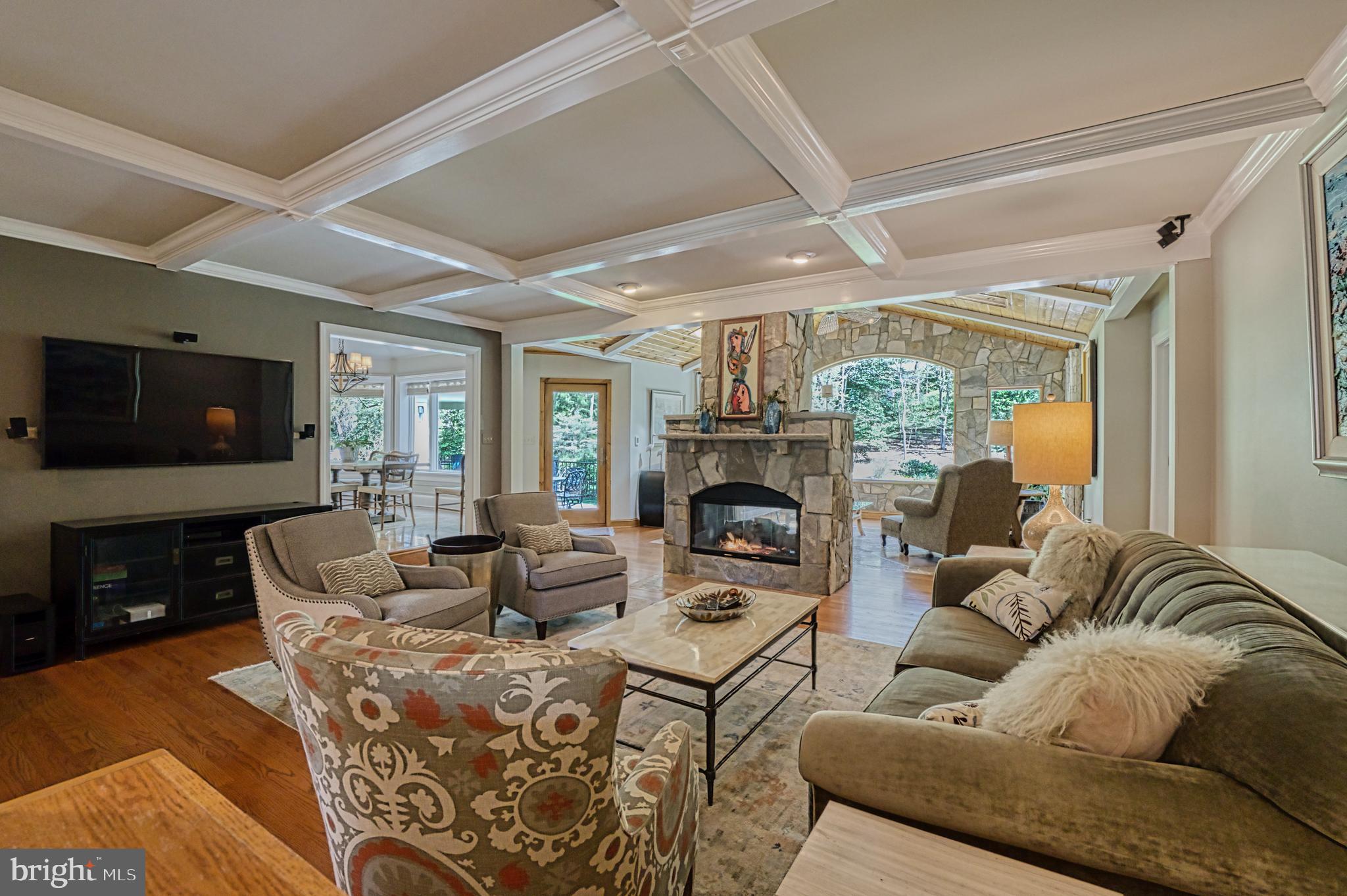 HUNTERS PLACE - Residential