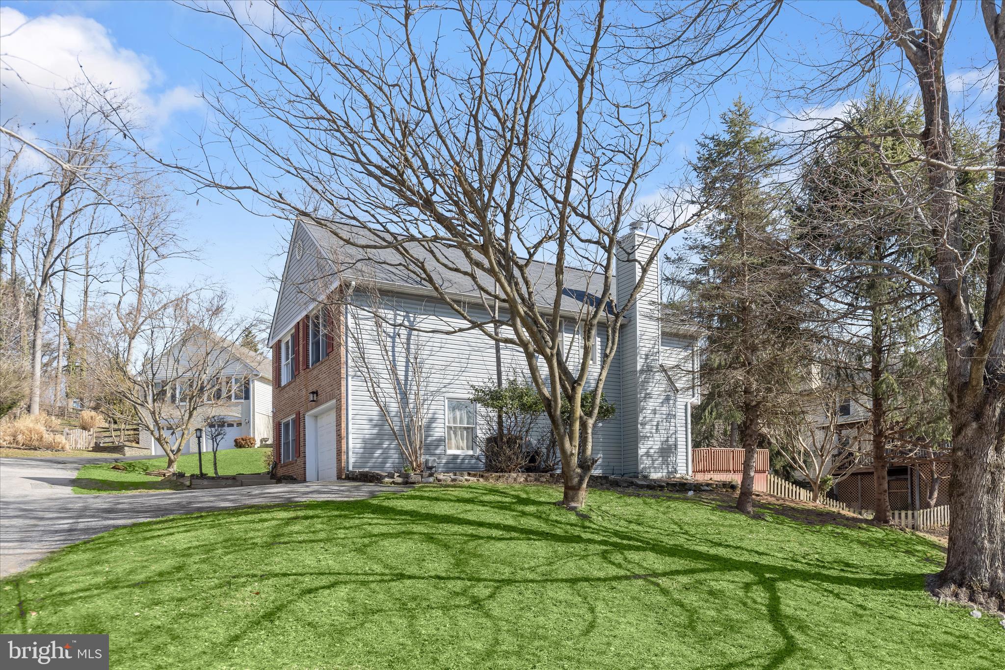 HUNT RIDGE - Residential