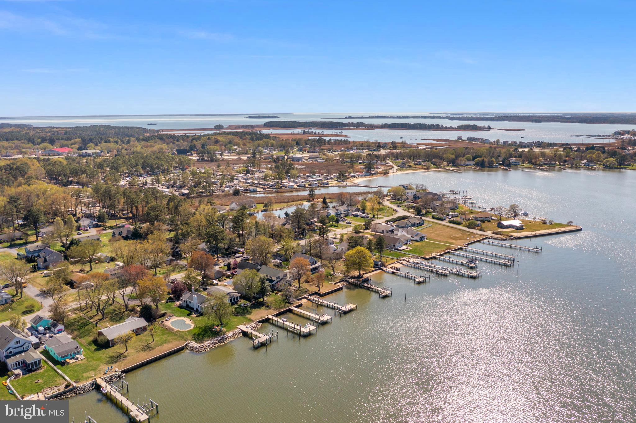 1016 CHESTER RIVER DRIVE