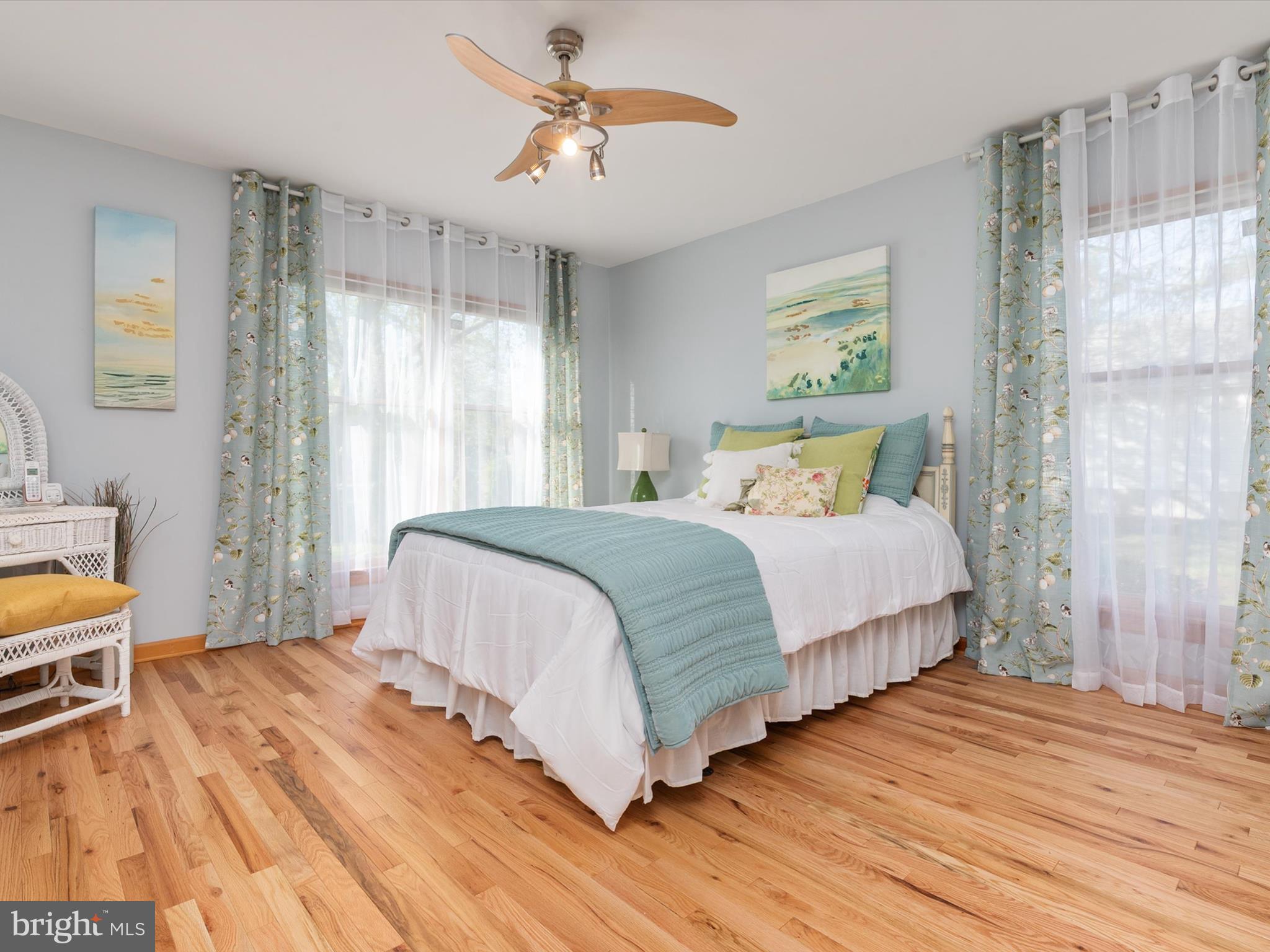 CHESTER RIVER BEACH - Residential