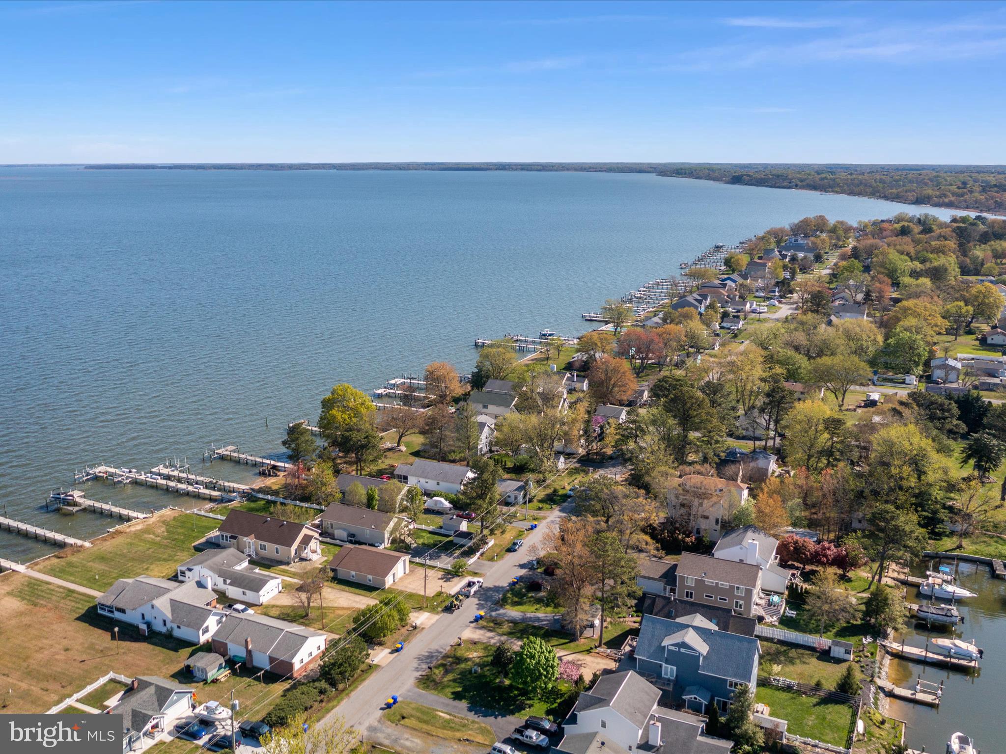 CHESTER RIVER BEACH - Residential
