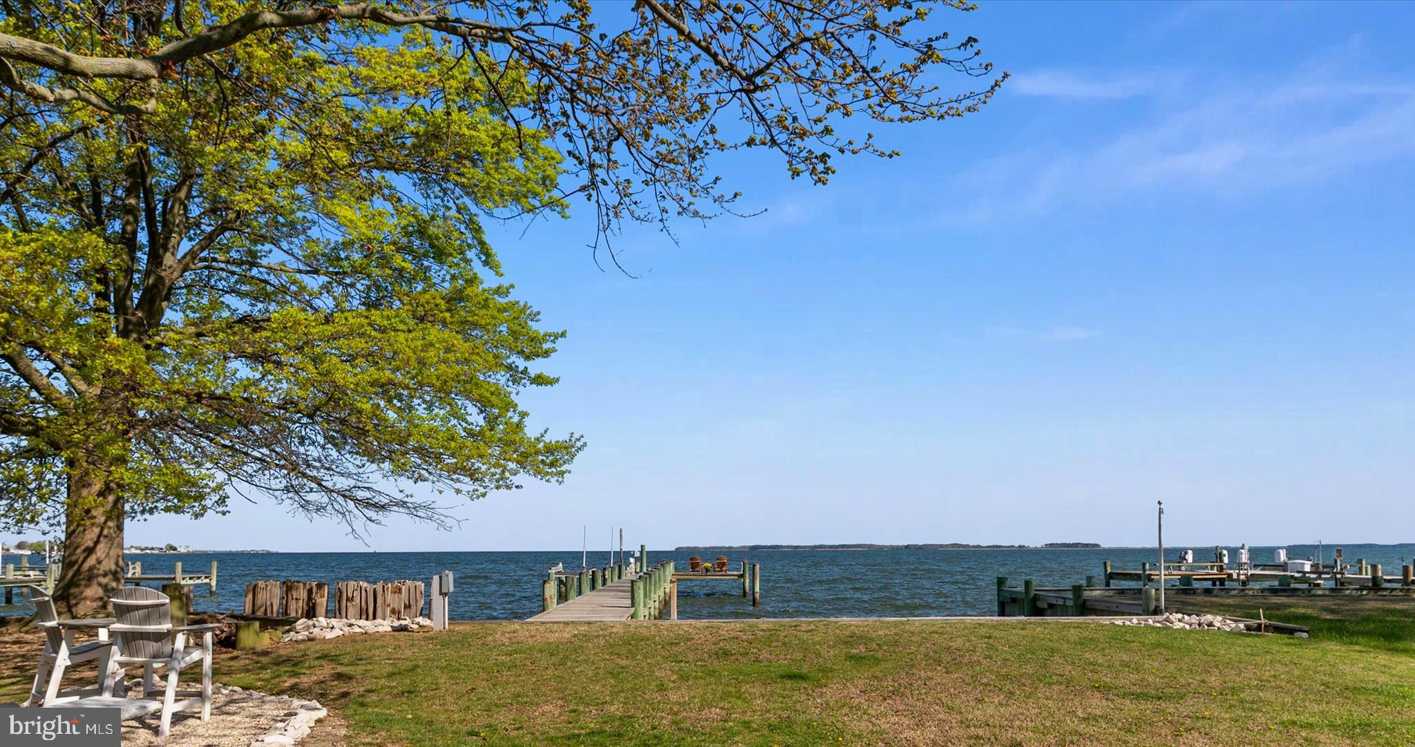 CHESTER RIVER BEACH - Residential