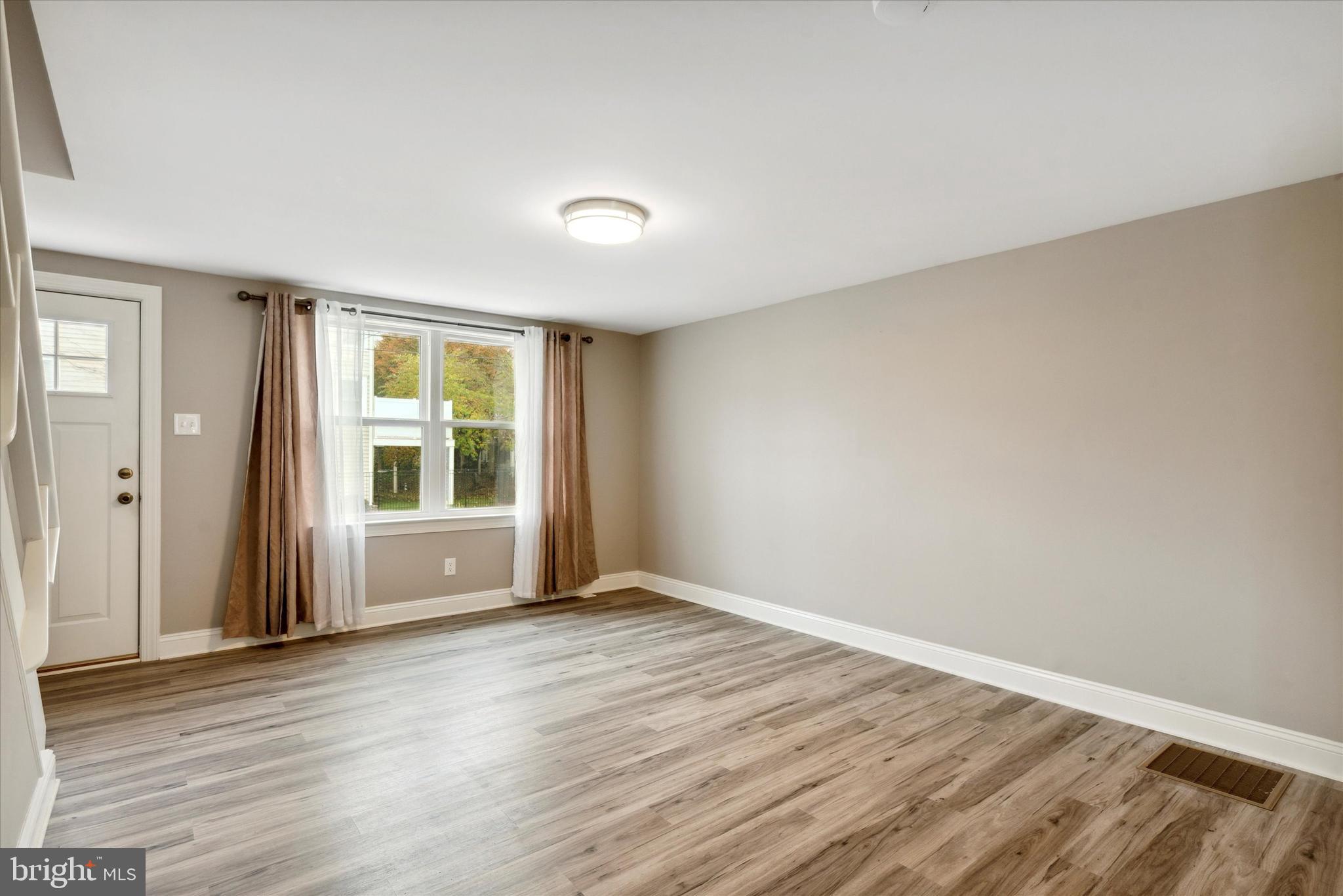 AMBLER - Residential Lease