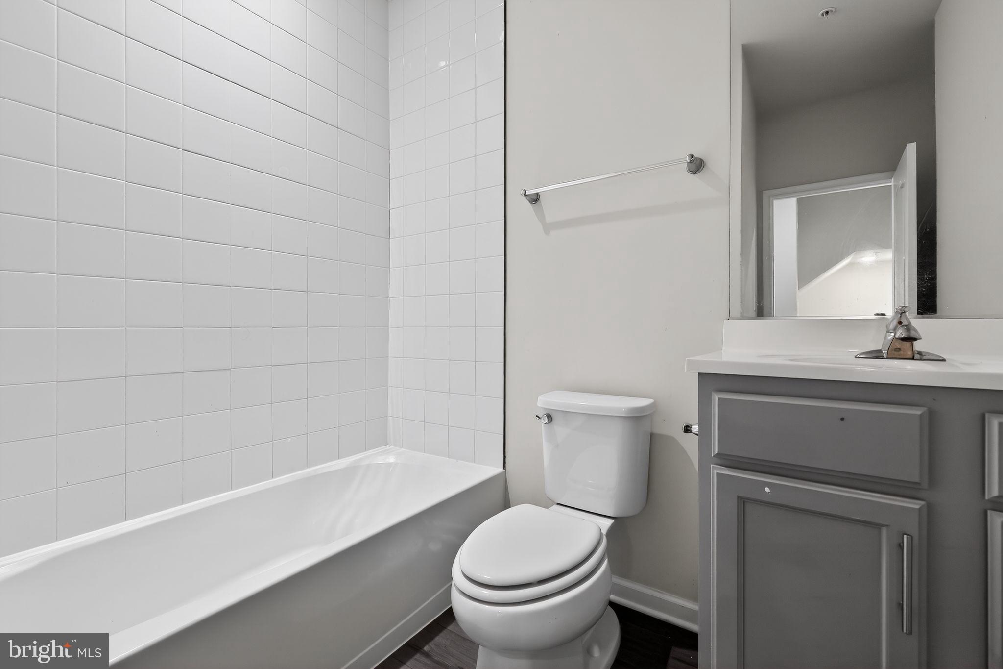 LAUREL OVERLOOK - Residential