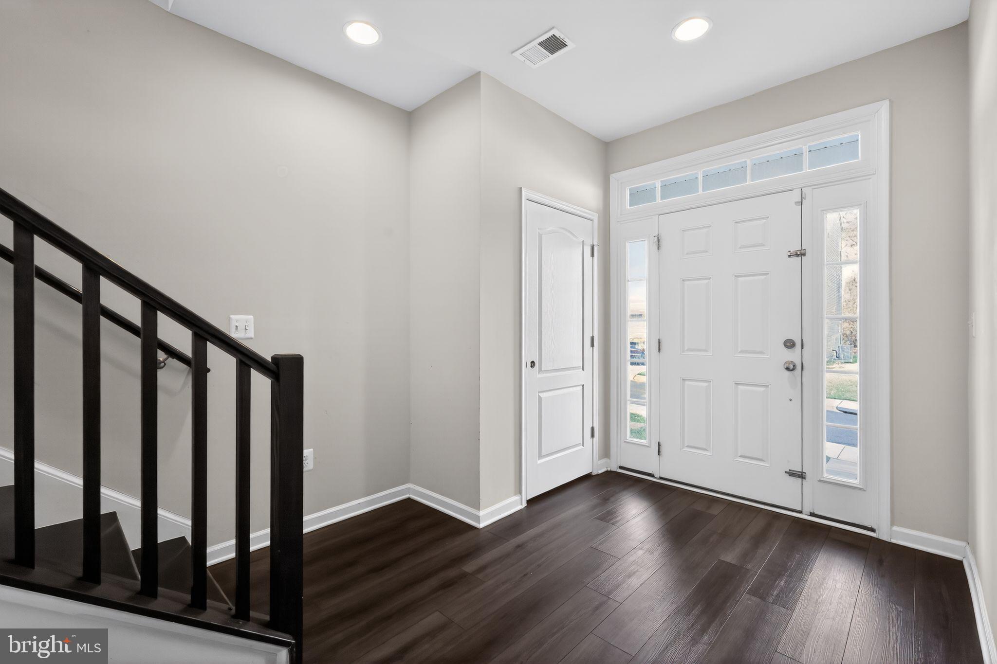 LAUREL OVERLOOK - Residential