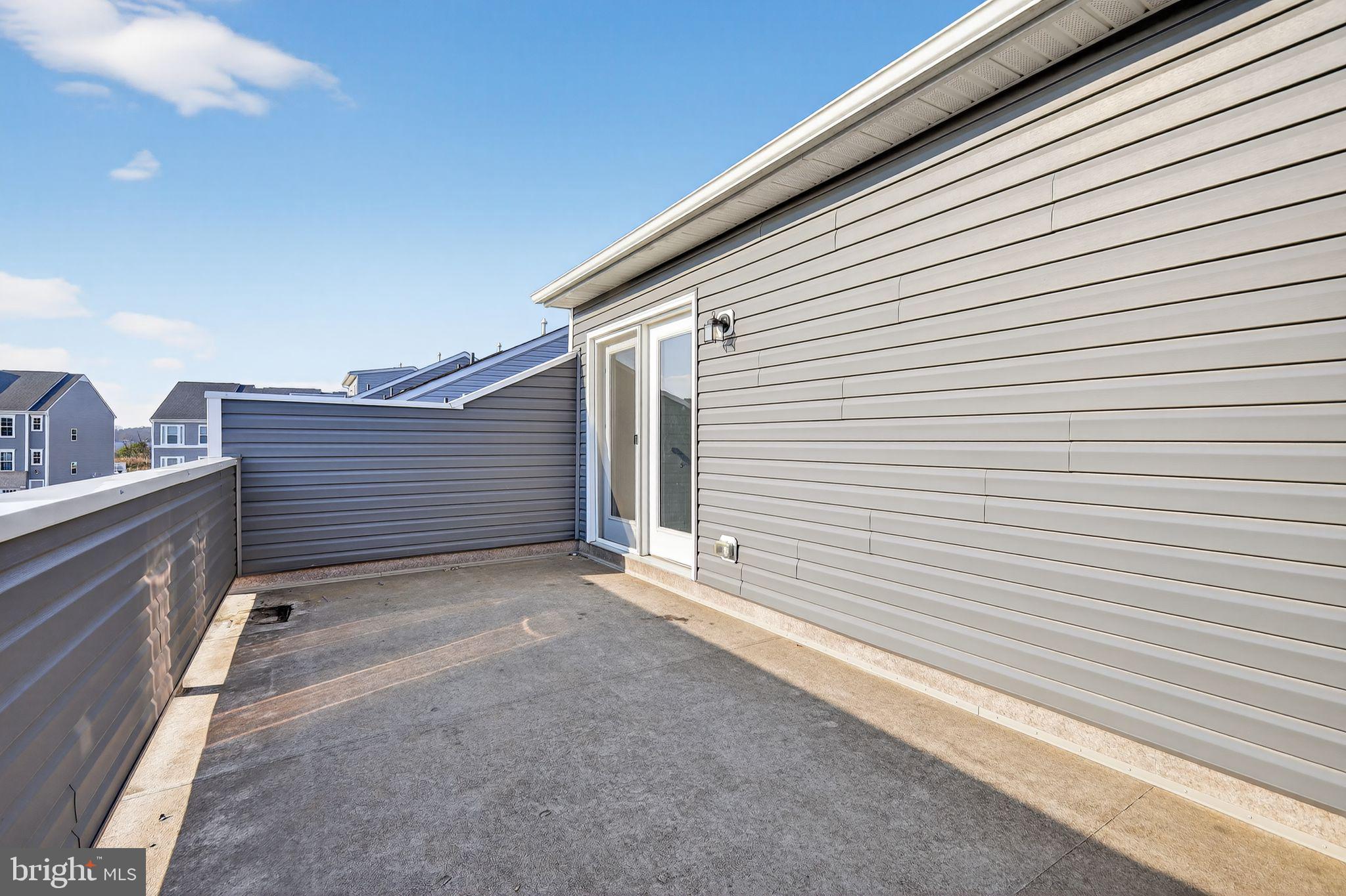 LAUREL OVERLOOK - Residential