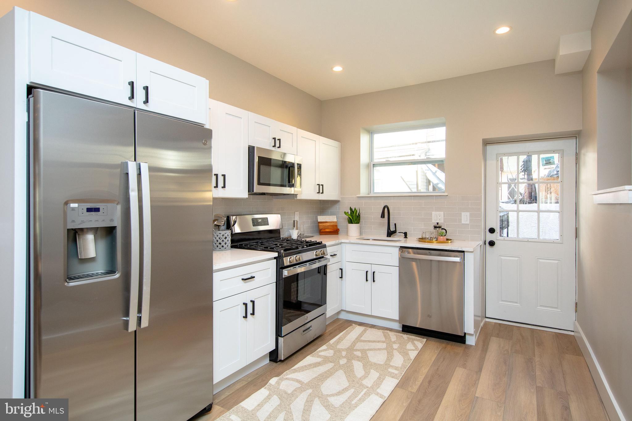 WEST PASSYUNK - Residential