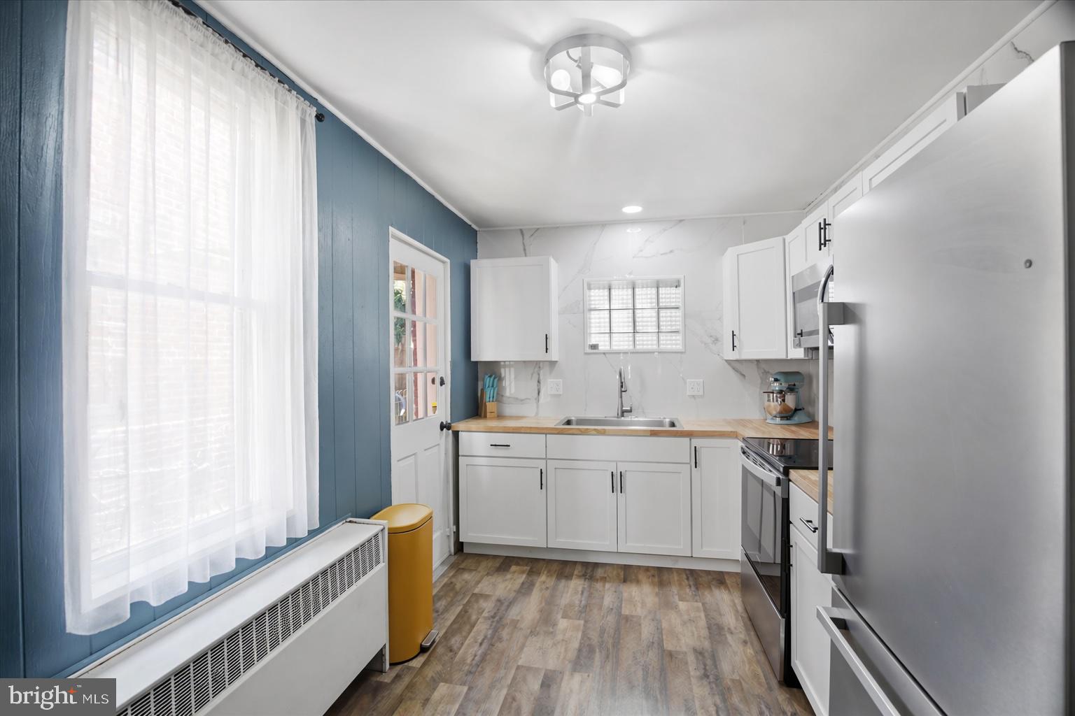 CABBAGE HILL - Residential