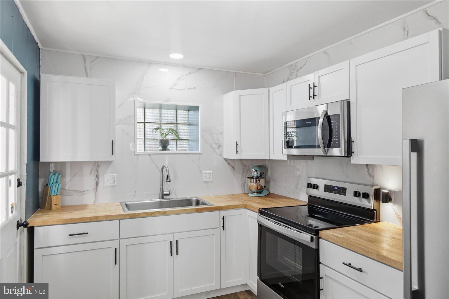 CABBAGE HILL - Residential