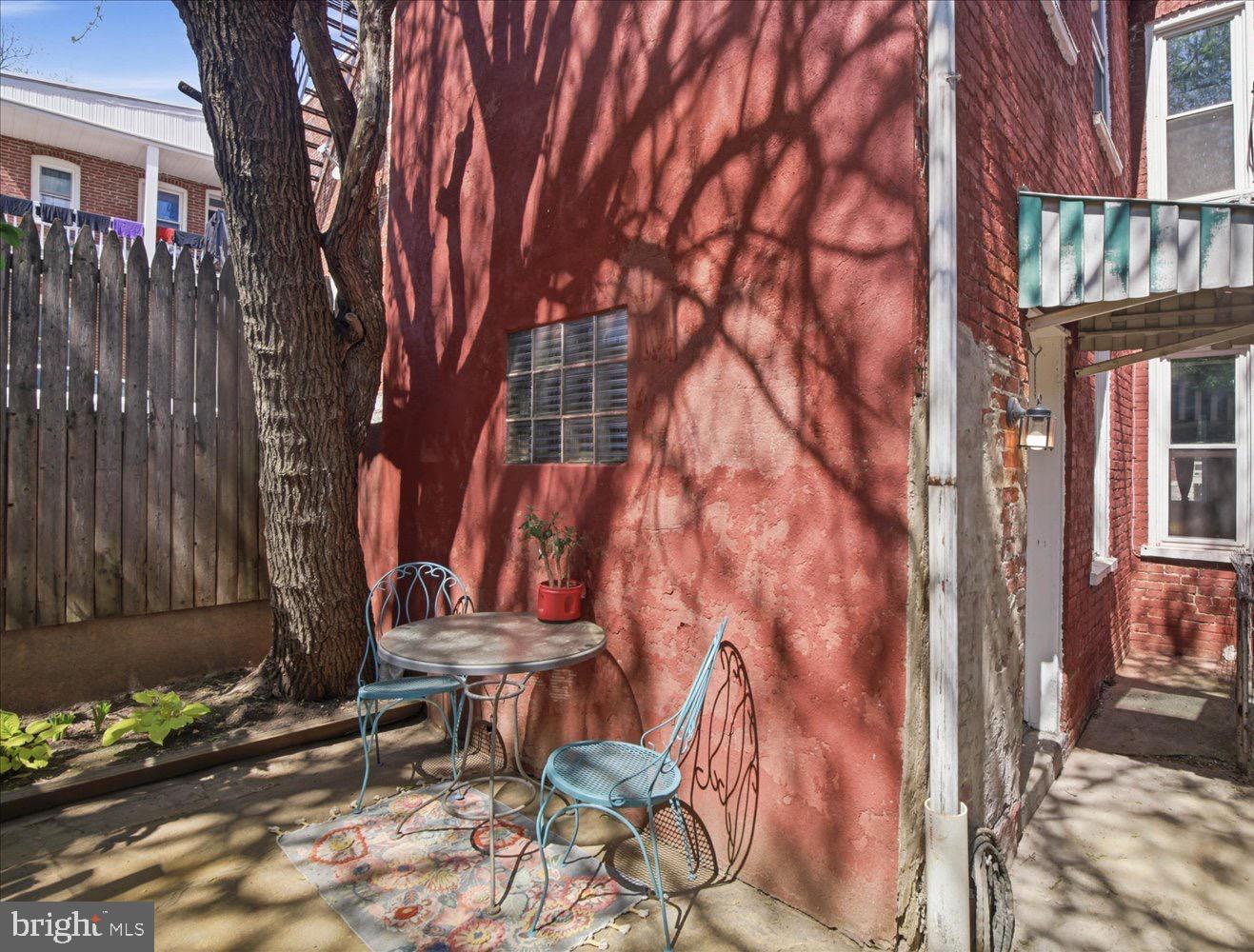 CABBAGE HILL - Residential