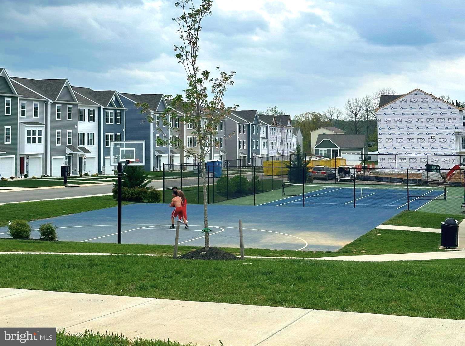 OVERLOOK AT RIVERSIDE TOWNHOMES - Residential Lease