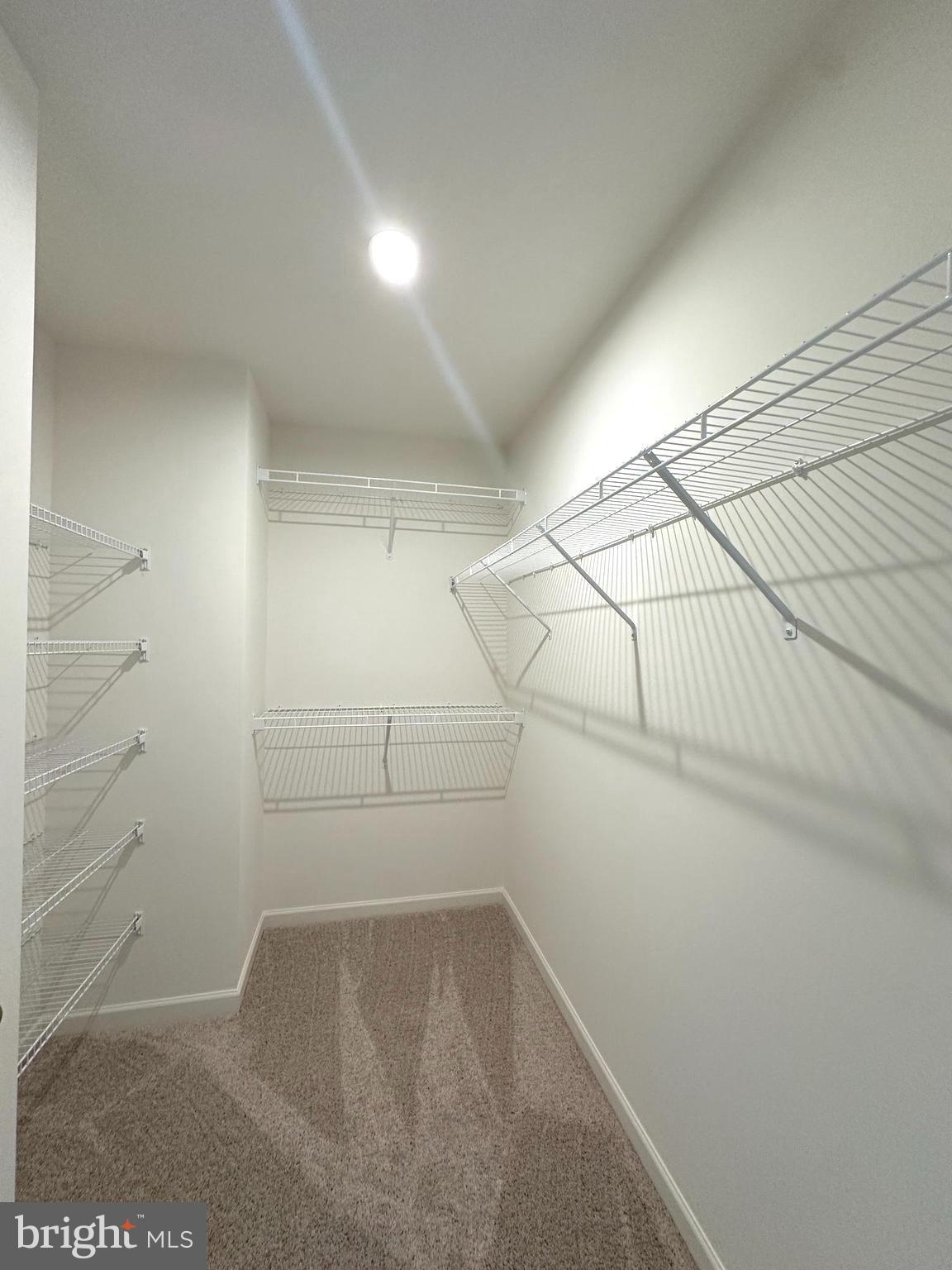 OVERLOOK AT RIVERSIDE TOWNHOMES - Residential Lease