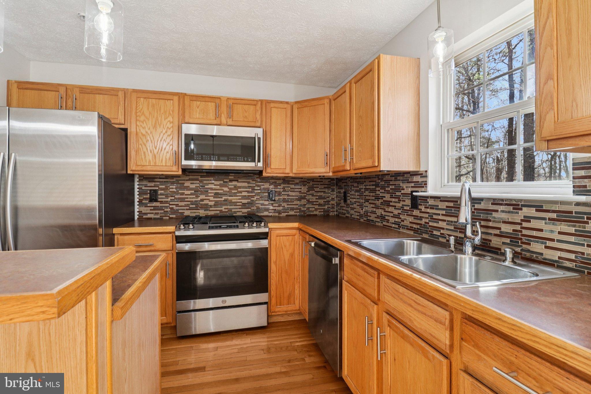 LYNNBROOK SUB - Residential