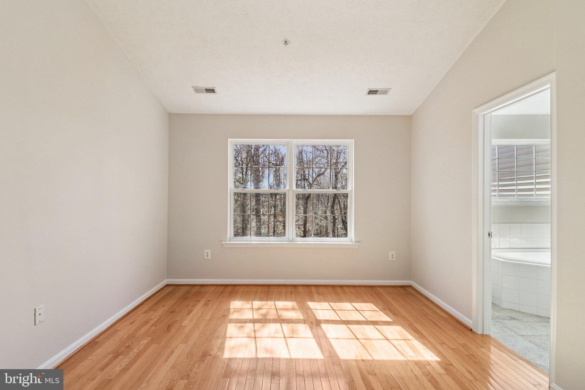 LYNNBROOK SUB - Residential