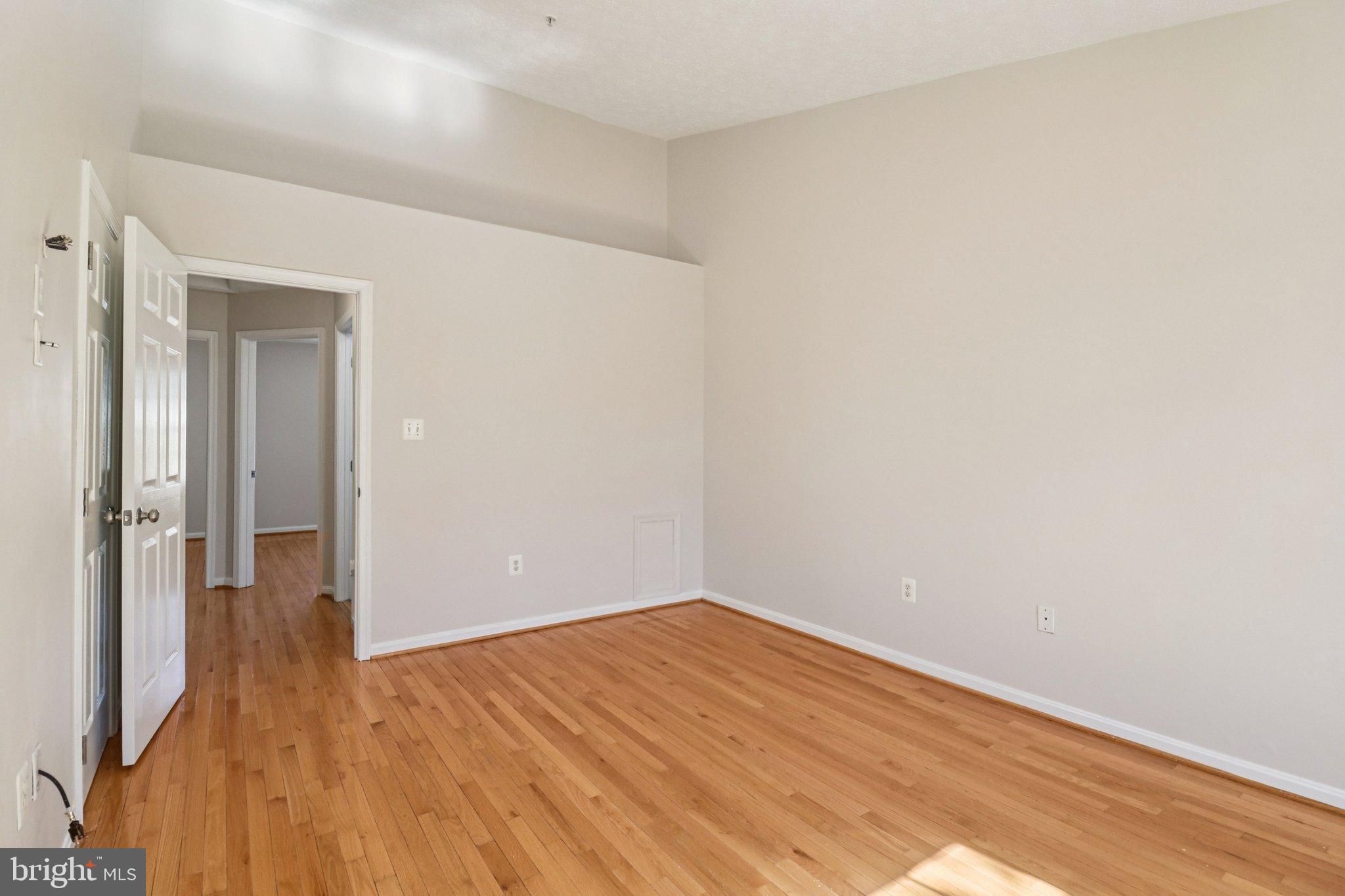 LYNNBROOK SUB - Residential