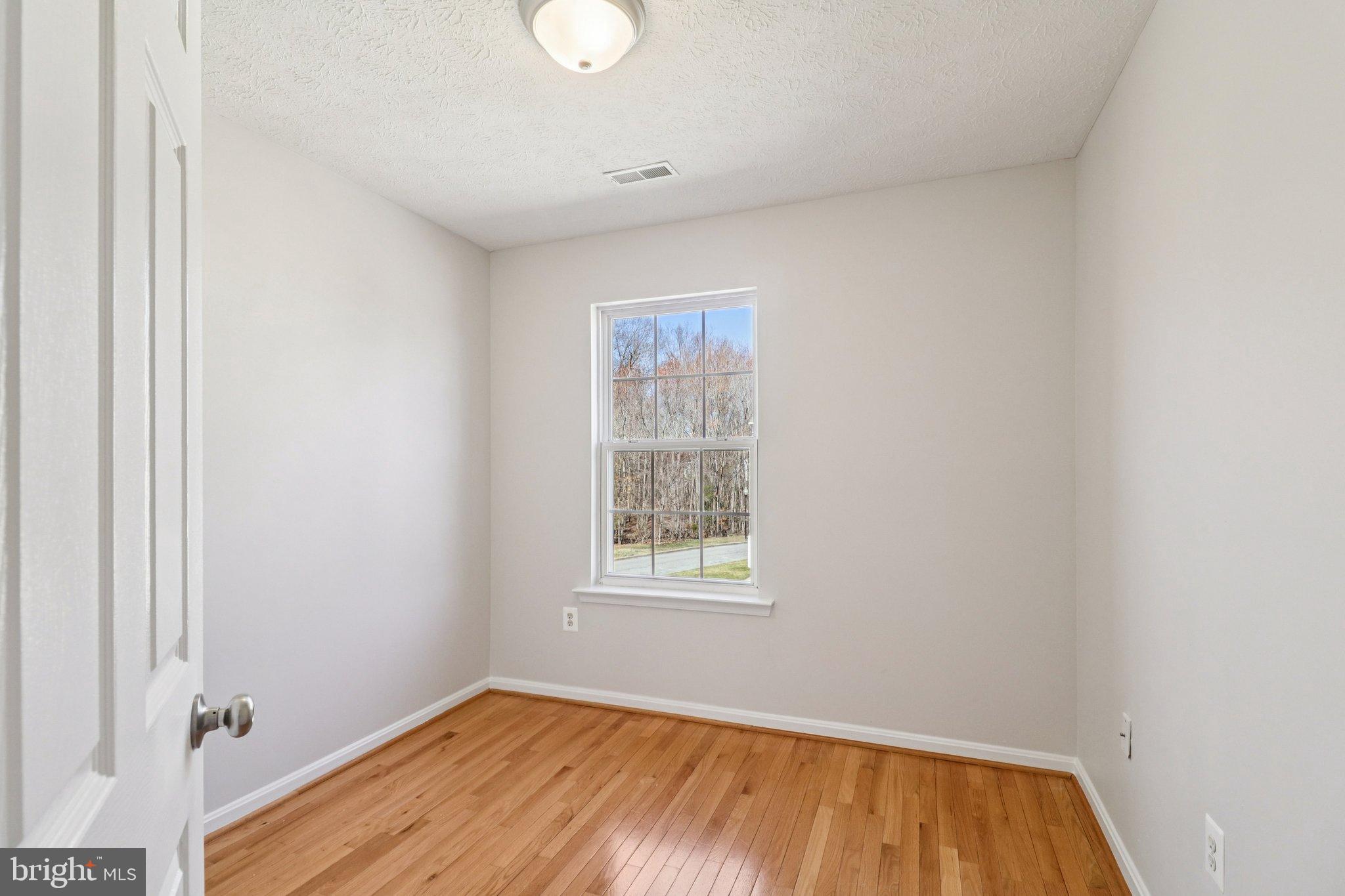 LYNNBROOK SUB - Residential