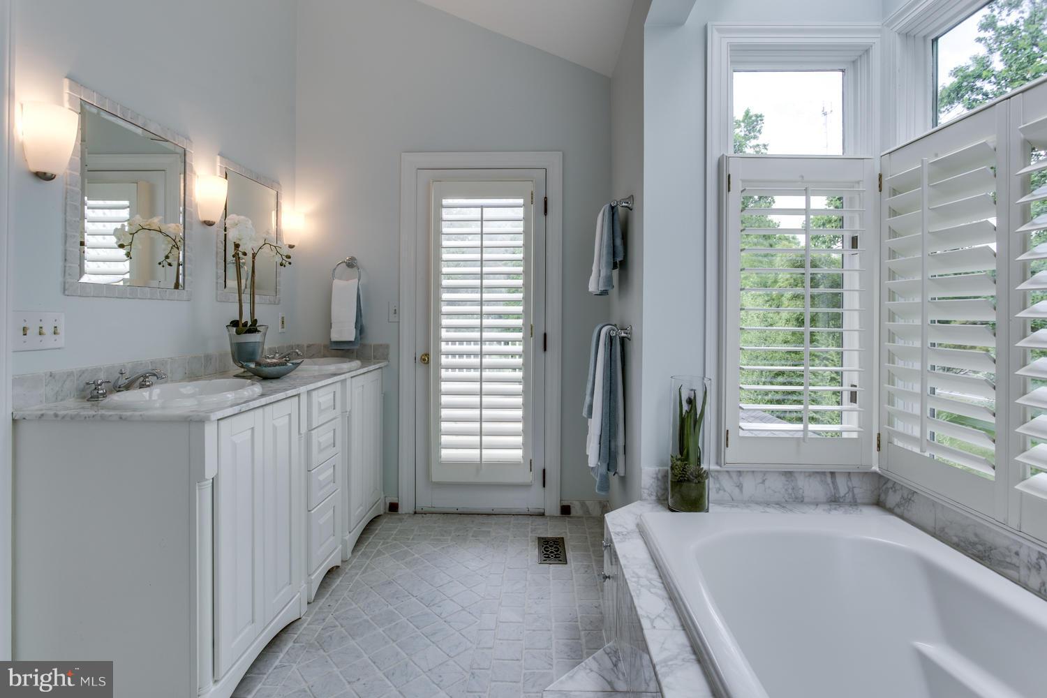 SOMERSET HEIGHTS - Residential