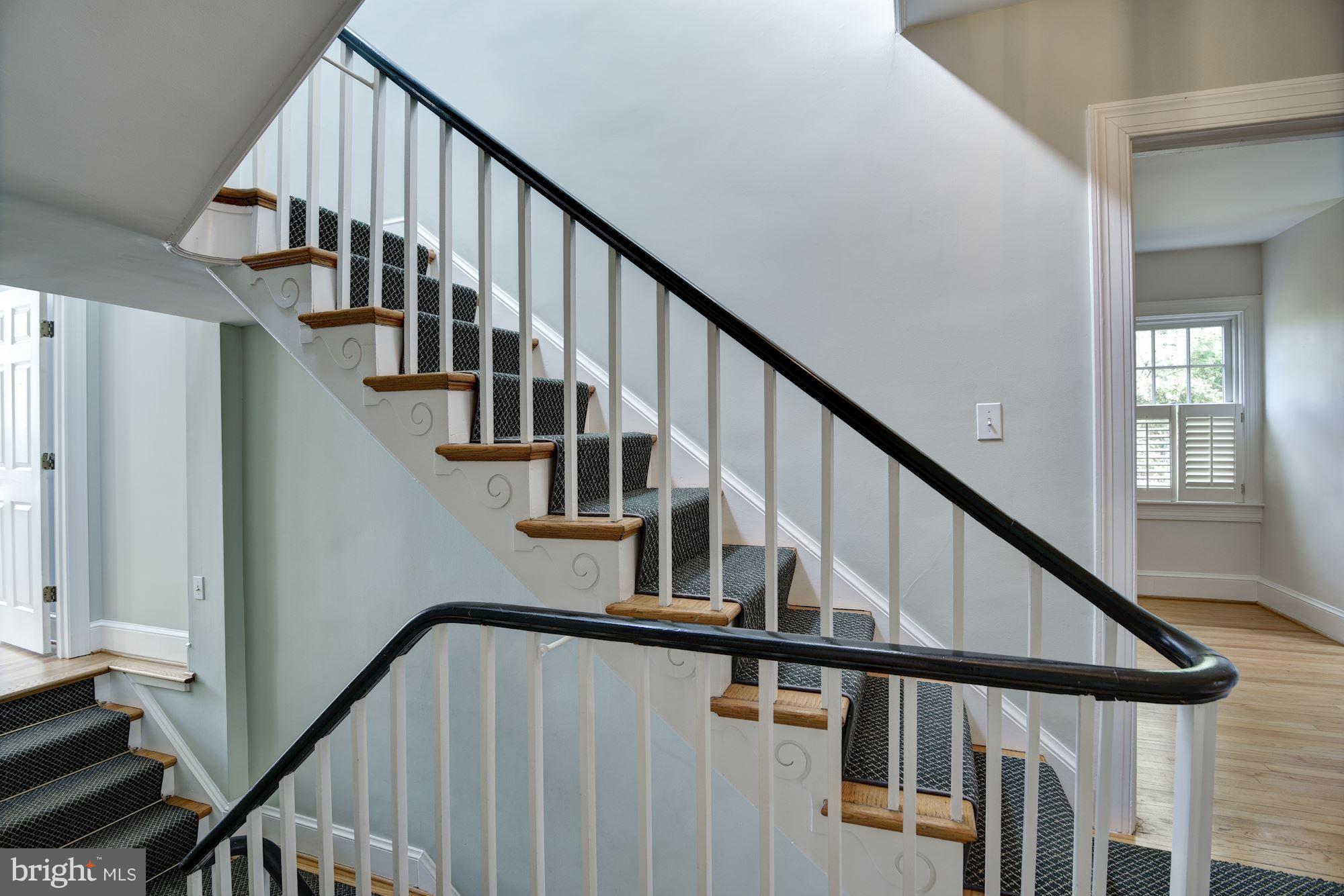 SOMERSET HEIGHTS - Residential