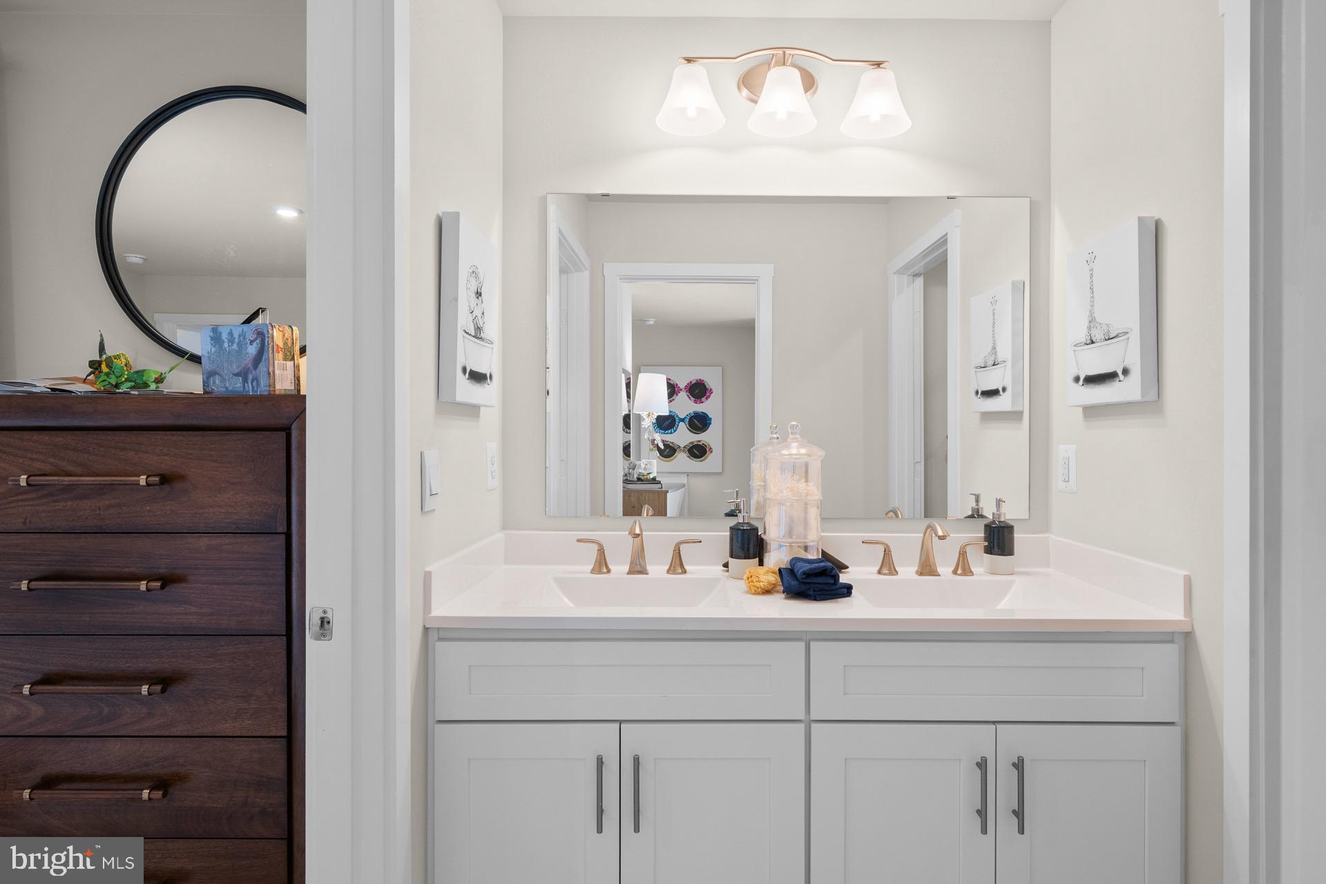 TROVINGER MILL ESTATES - Residential