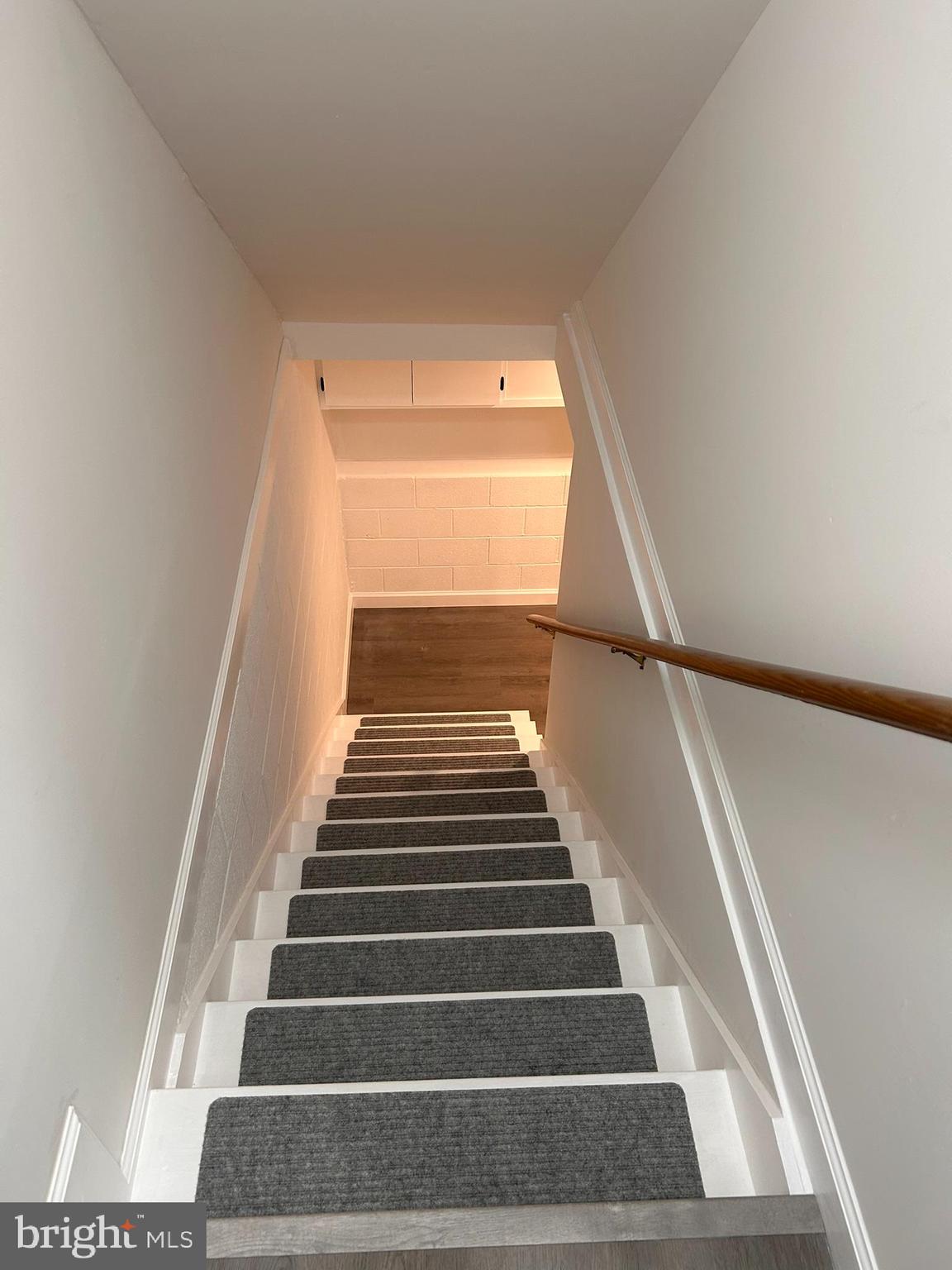 STONEY RIDGE - Residential Lease