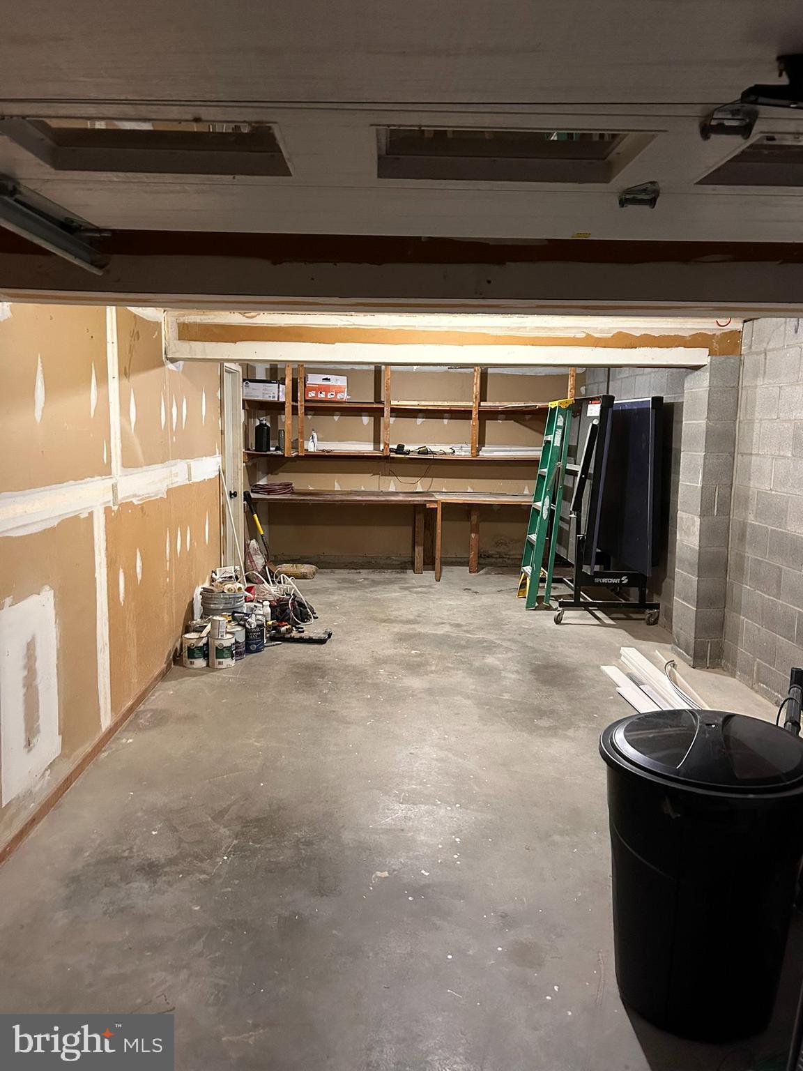 STONEY RIDGE - Residential Lease