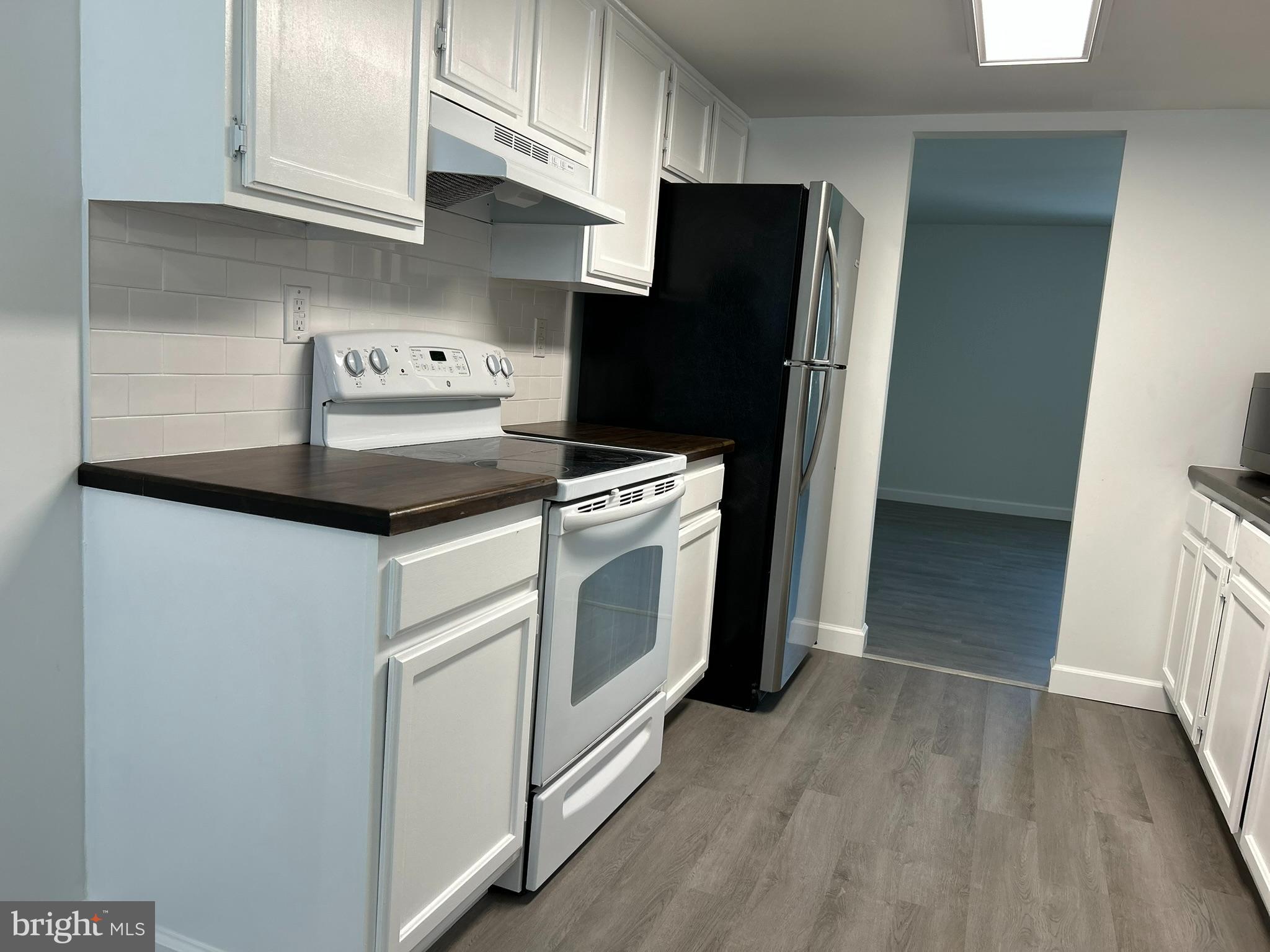 STONEY RIDGE - Residential Lease