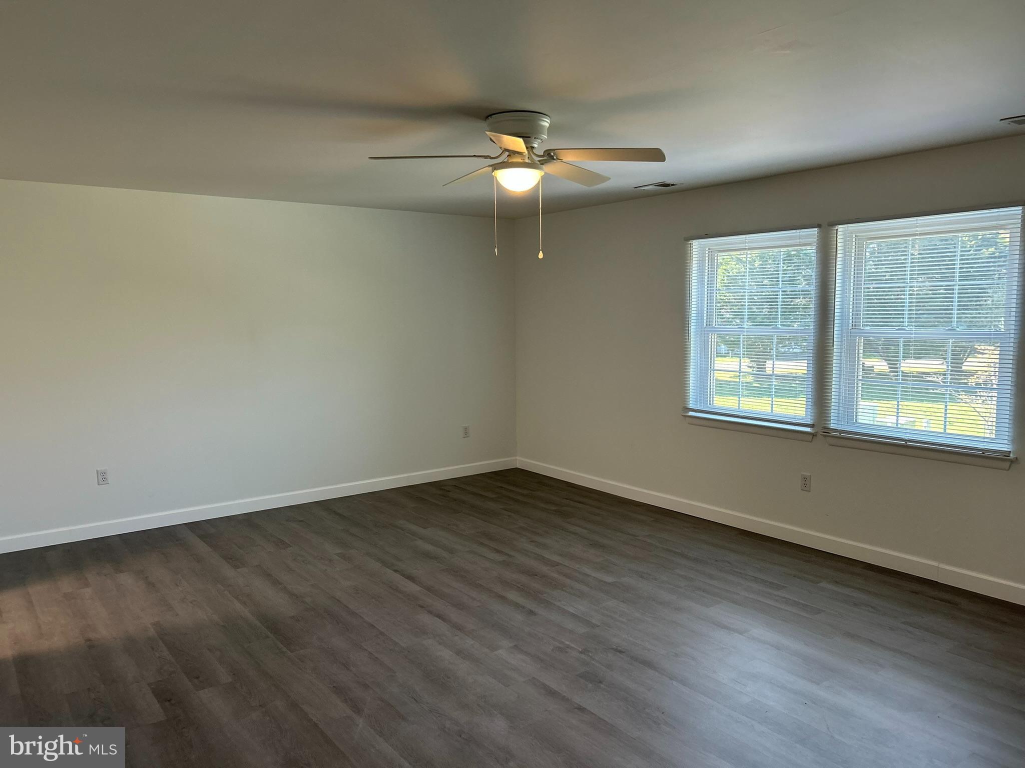 STONEY RIDGE - Residential Lease