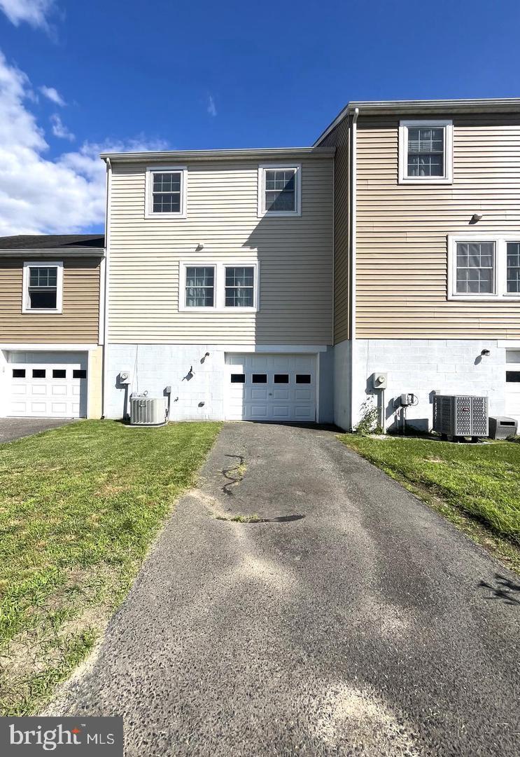 STONEY RIDGE - Residential Lease