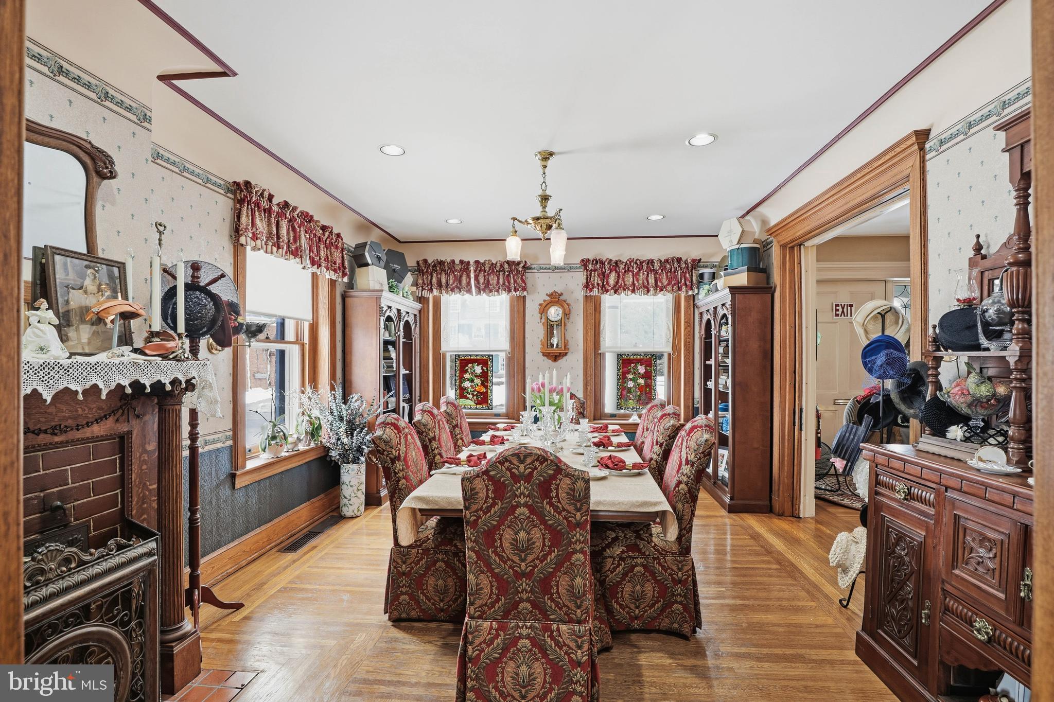 252 FREDERICK STREET