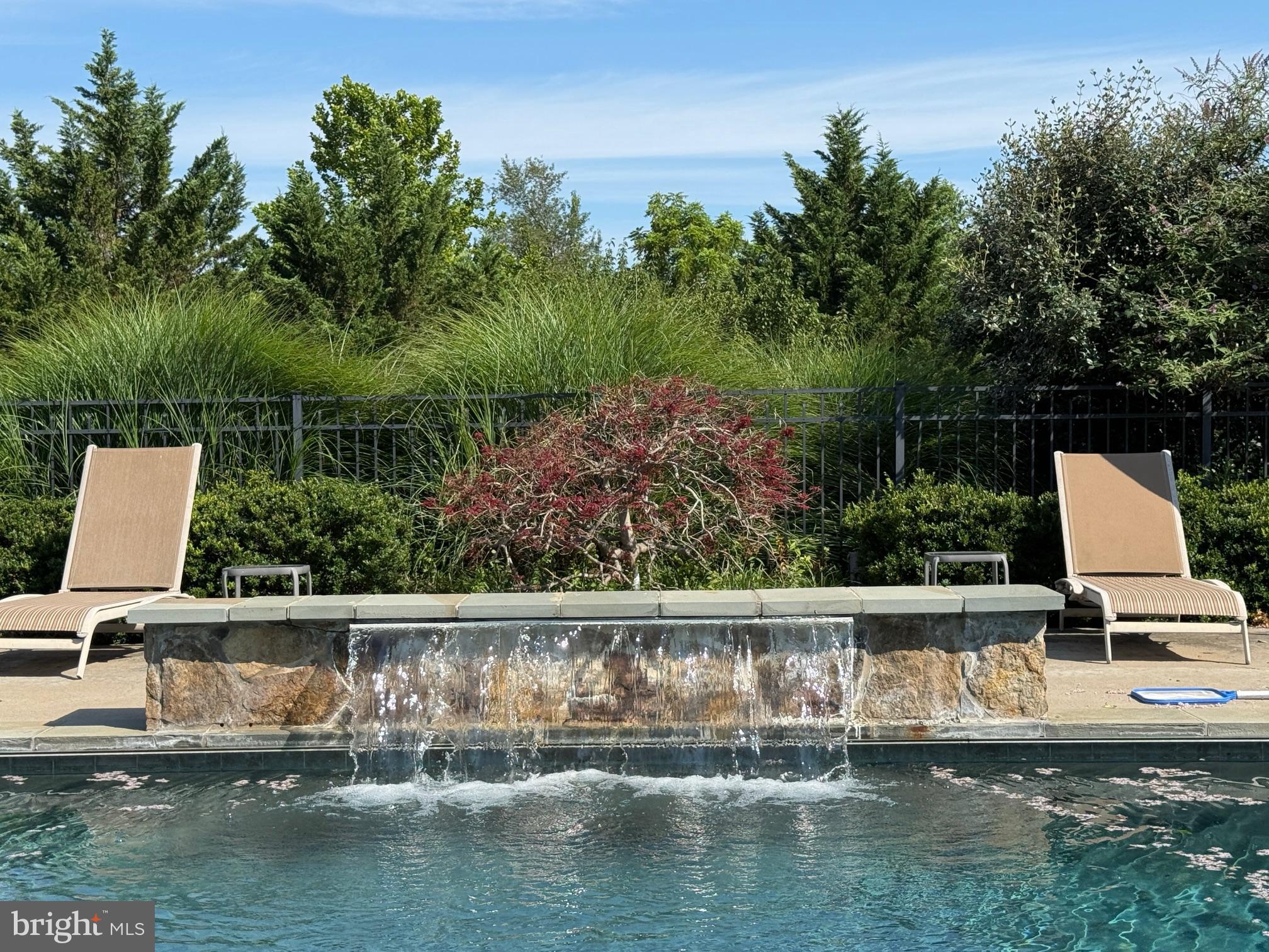 OAK KNOLL FARMS - Residential