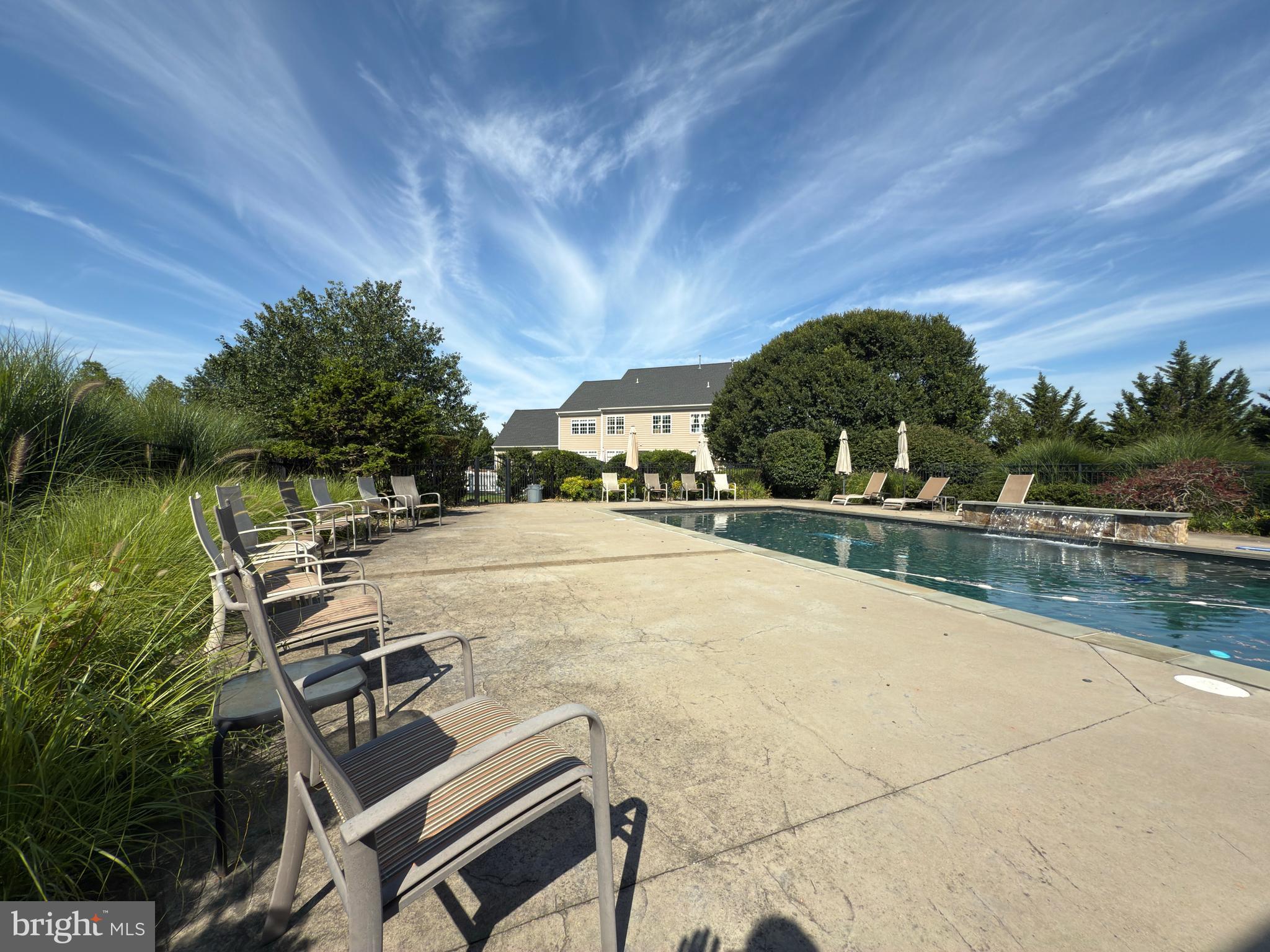 OAK KNOLL FARMS - Residential