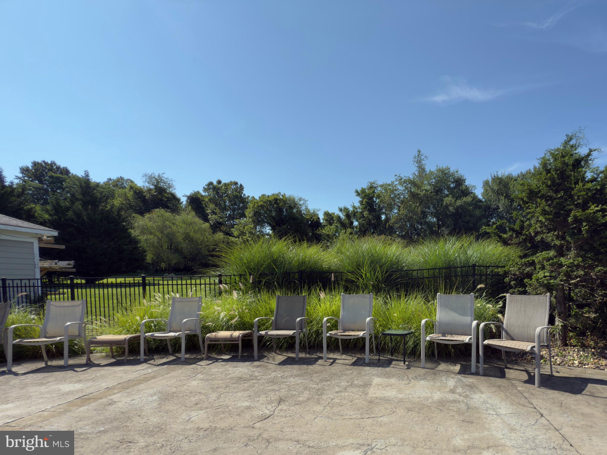 OAK KNOLL FARMS - Residential