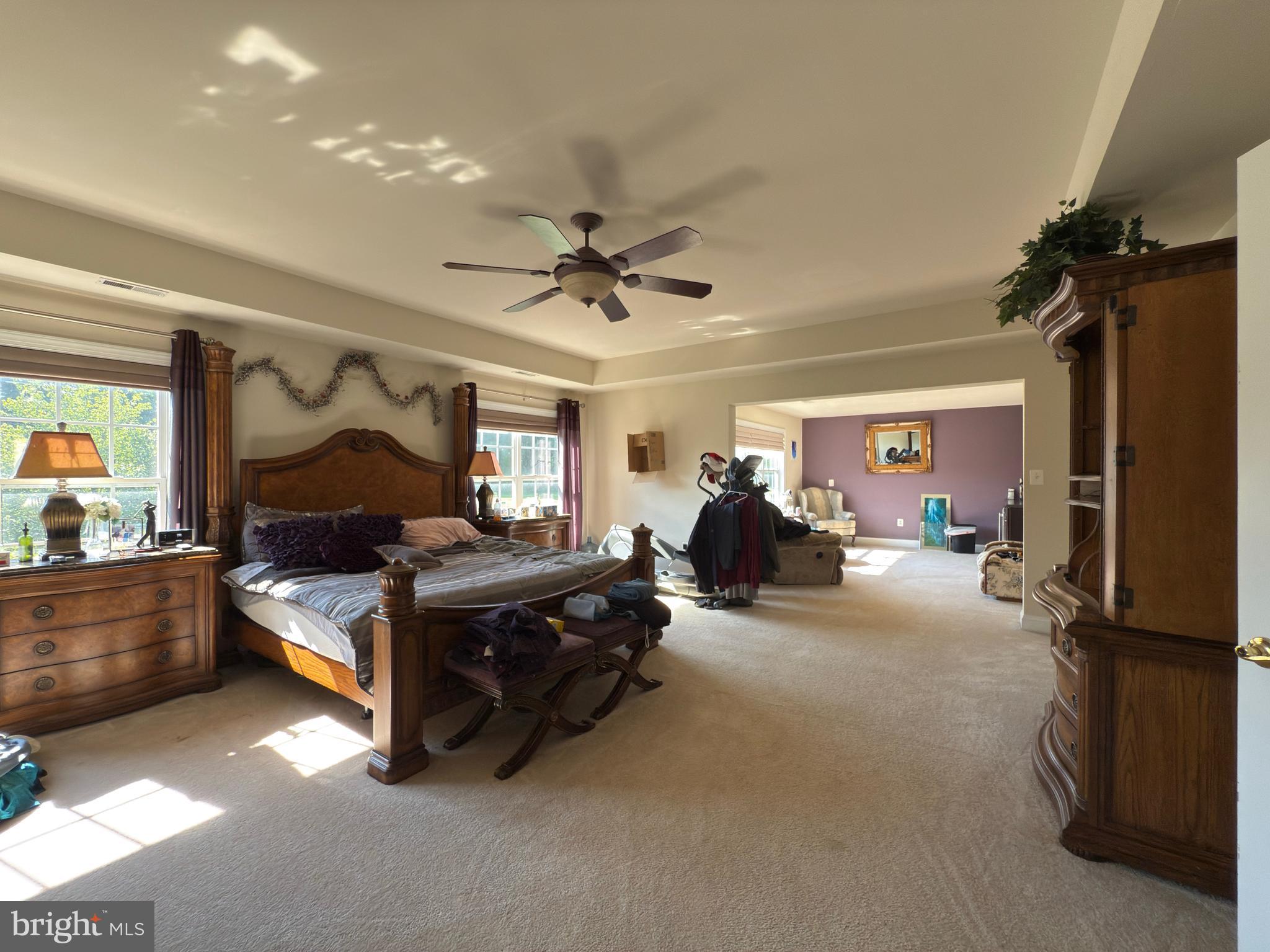 OAK KNOLL FARMS - Residential